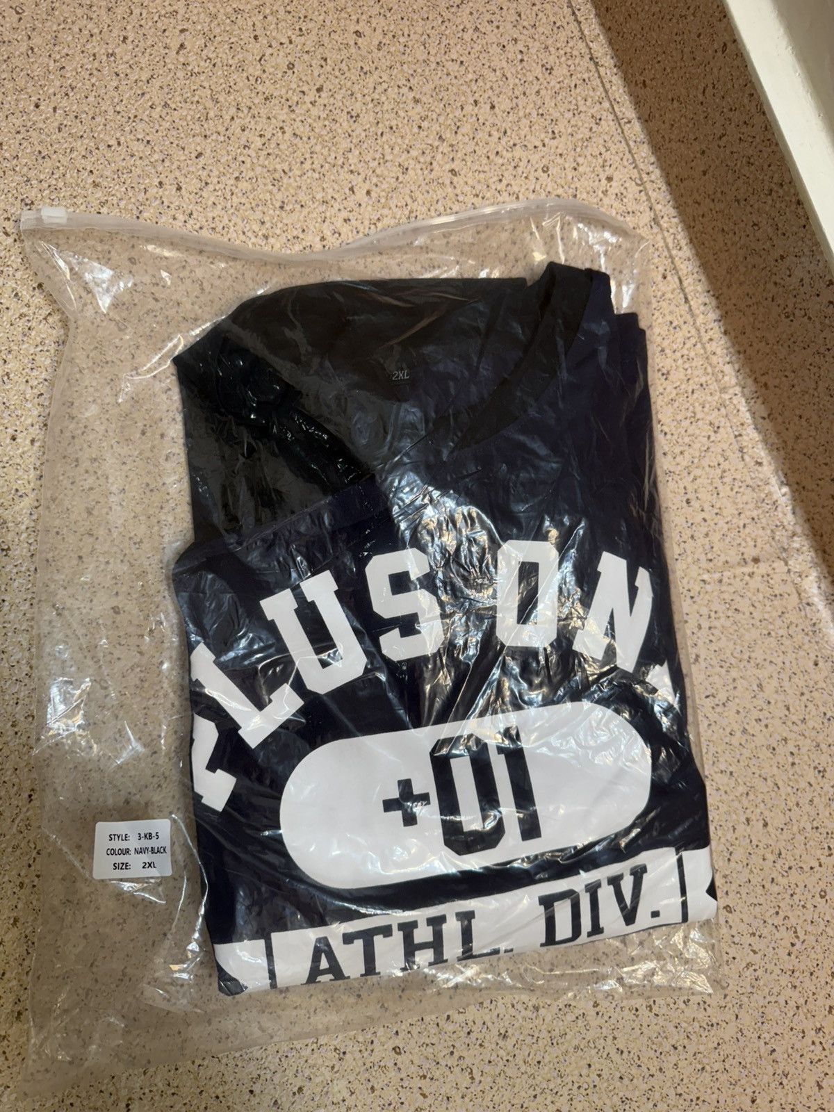 Plus One Clothing Plus One Patchwork Longsleeve Size US XXL / EU 58 / 5 - 4 Thumbnail