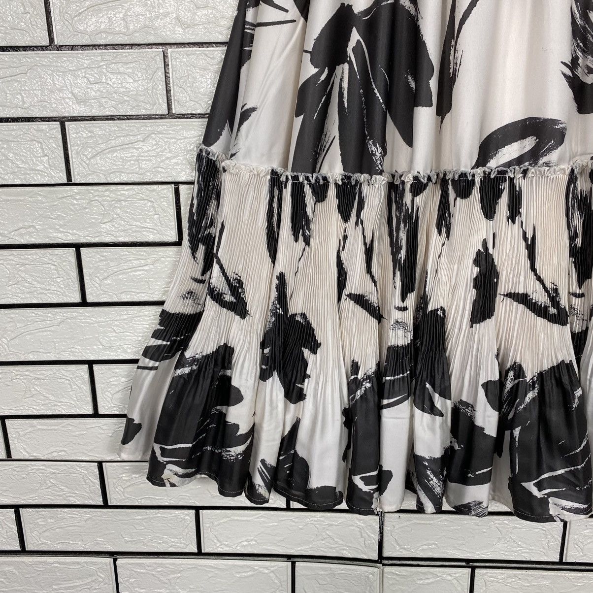 Japanese Brand Long Skirt Full Print Style Manda Japan Issey Miyake Size 26" / US 2 / IT 38 - 7 Thumbnail