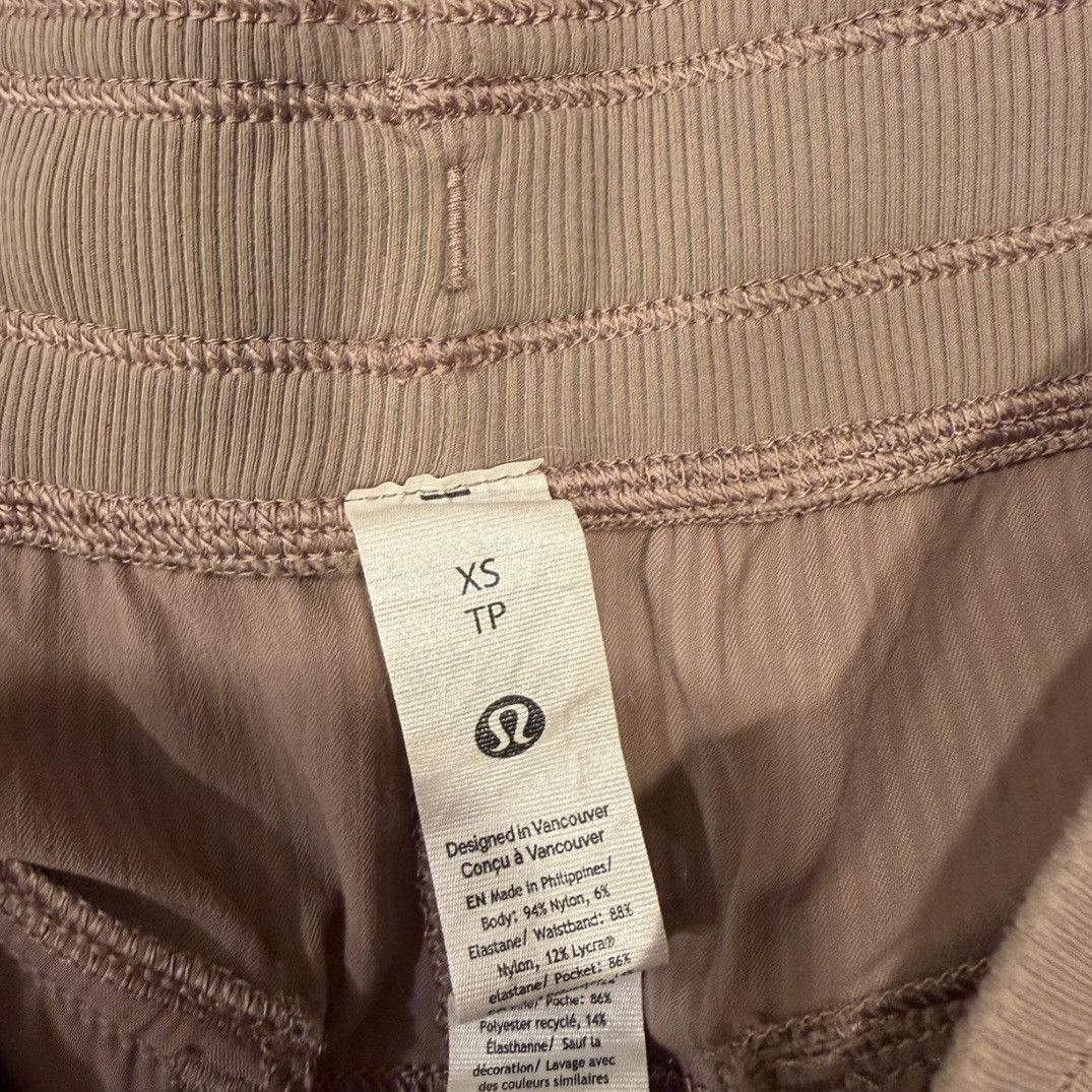 Lululemon Lululemon Dance Studio Relaxed-Fit Mid-Rise Cargo Joggers | Size 24" / US 00 / IT 34 - 3 Thumbnail