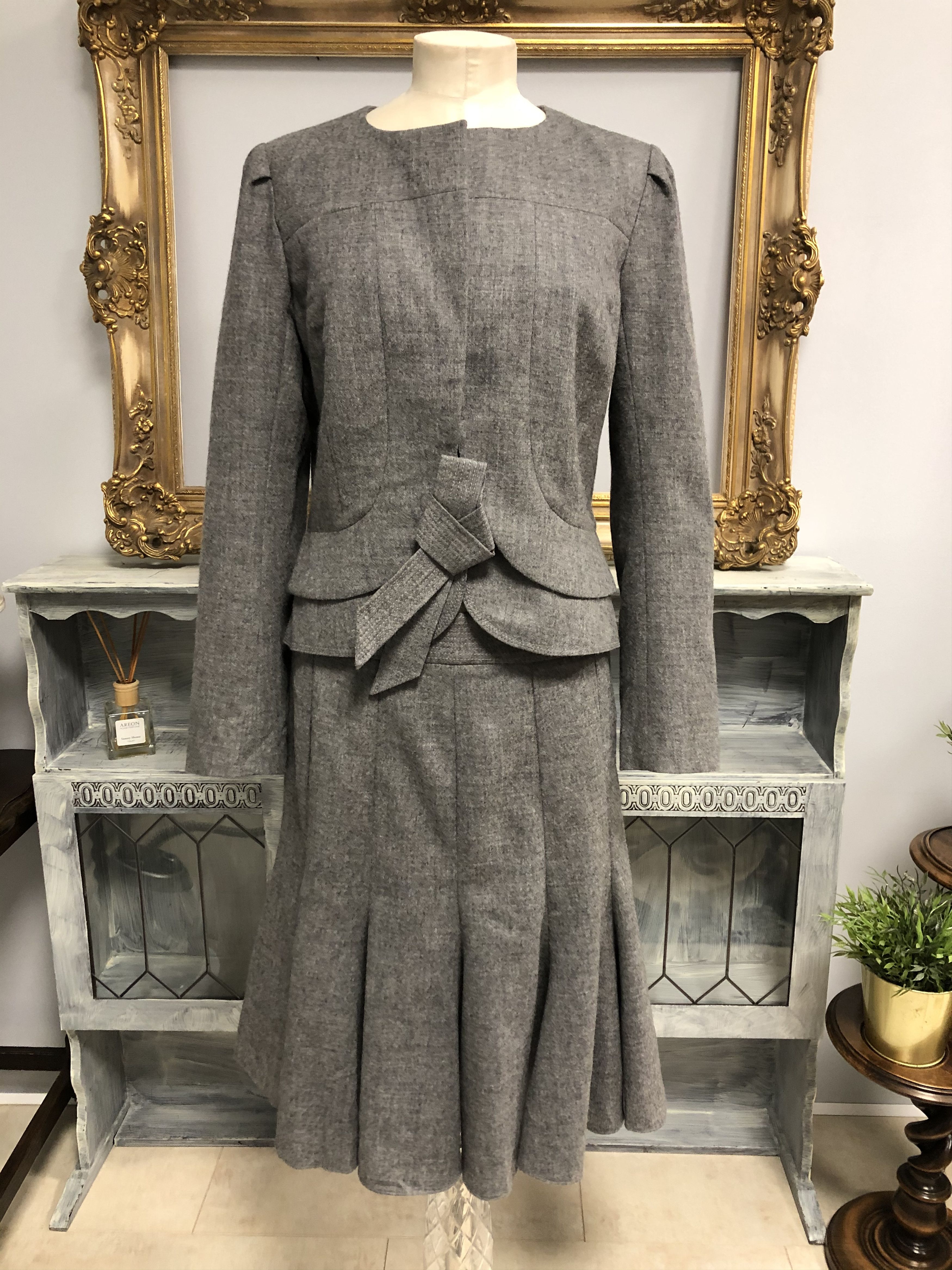 image of Paule Ka French Designer Virgin Wool Skirt Blazer Set Suit in Grey, Women's (Size Large)