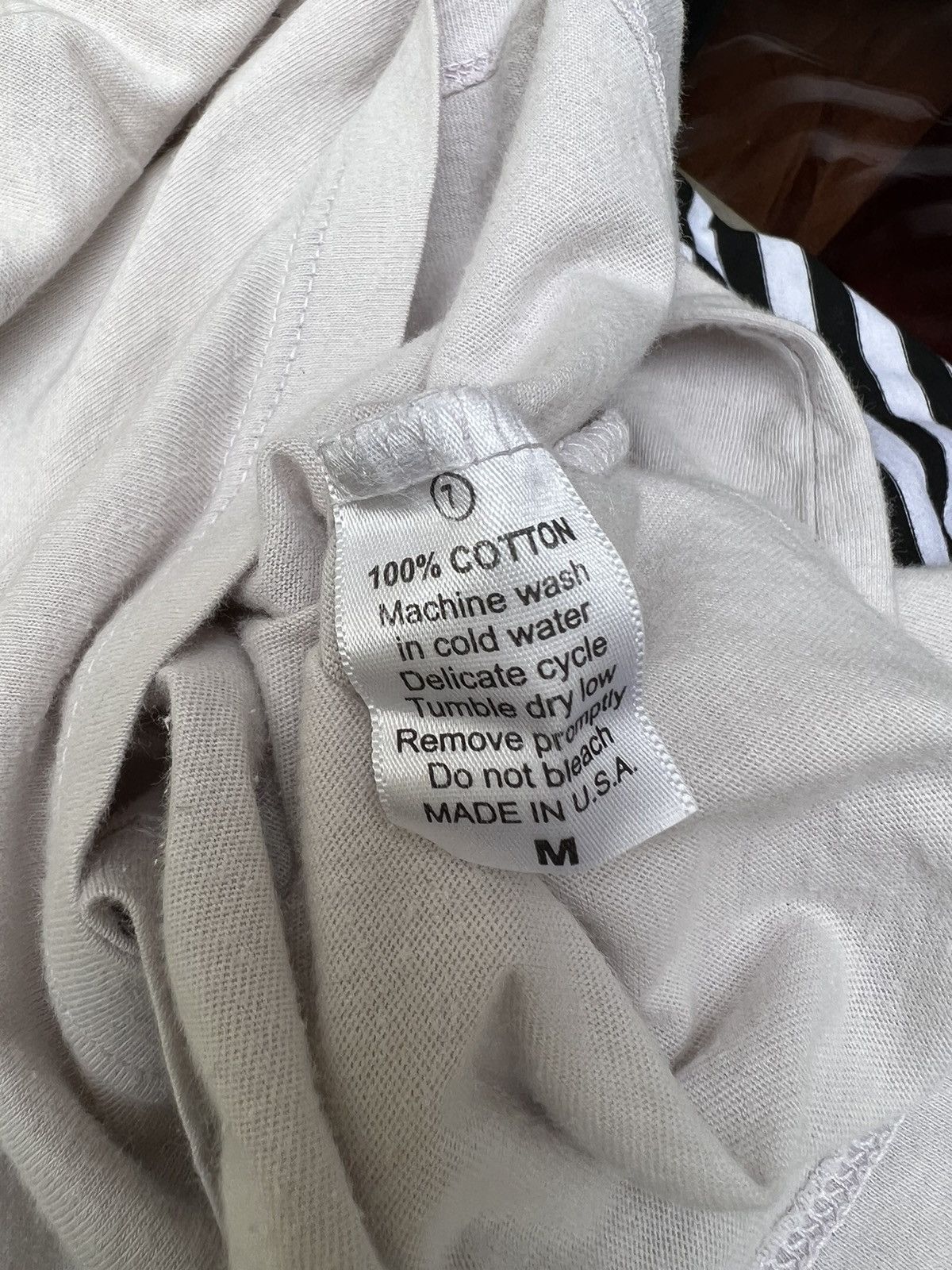 Marc Jacobs Vintage Marc Jacobs Made in Usa PAAM t shirt Size US M / EU 48-50 / 2 - 17 Thumbnail
