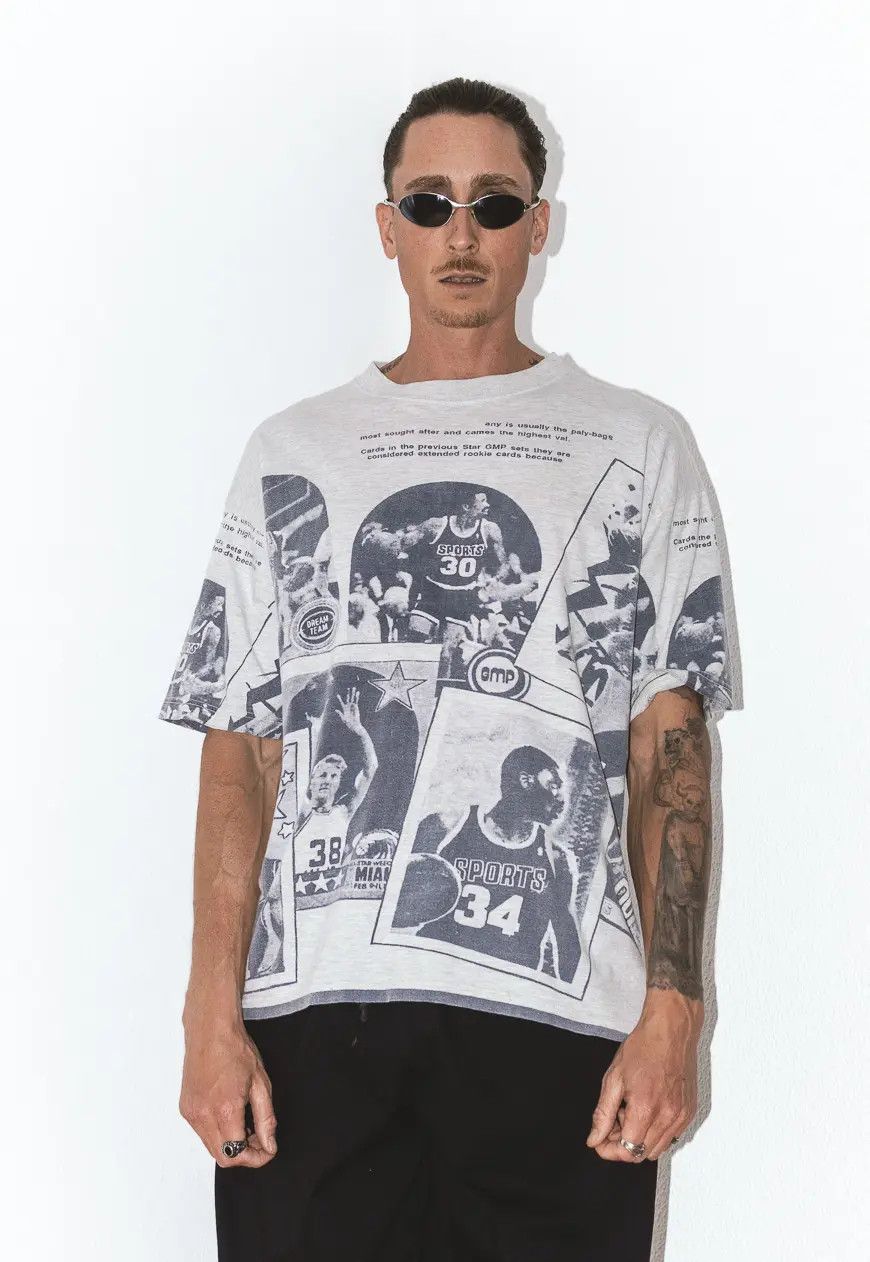Designer 90s Collectible Rare Basketball Card Graphic 90s T Shirt Size US XL / EU 56 / 4 - 3 Thumbnail