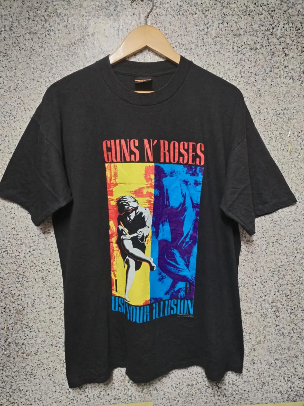 Guns N Roses Use Your Illusion 1992 band vintage tee size XL