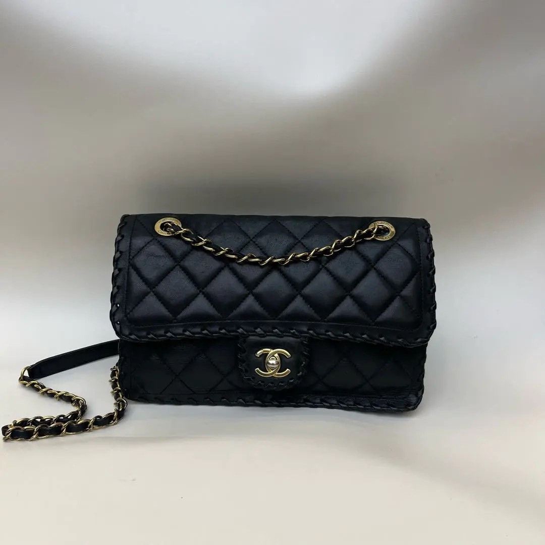 Chanel Pre-loved Bag Very good condition Size ONE SIZE - 1 Thumbnail