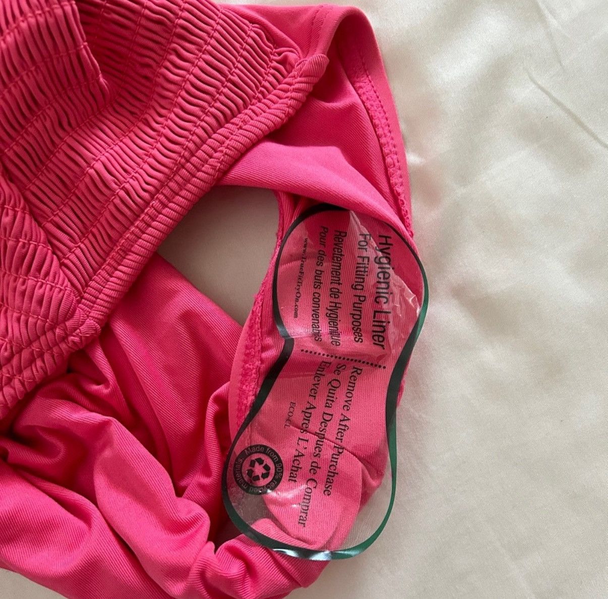 Kate Spade NWT Kate Spade pink Smocked Underwire One-Piece Swimsuit Size S / US 4 / IT 40 - 4 Thumbnail