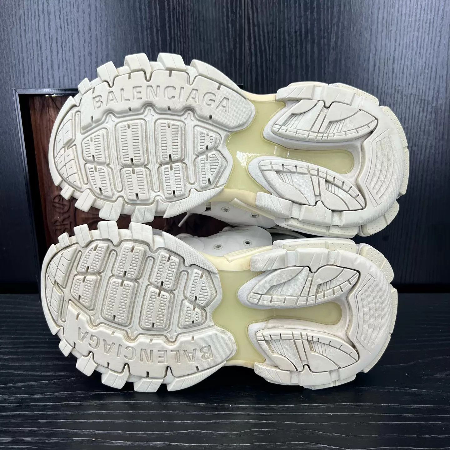 Balenciaga Balenciaga Track White 36 Sneakers Size US 5.5 / IT 35.5 - 8 Thumbnail