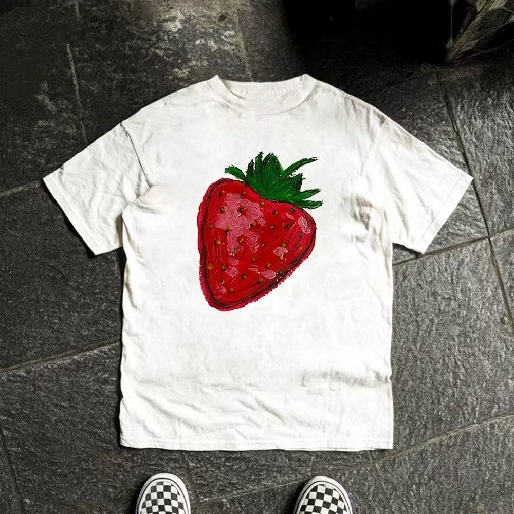 Vintage White casual retro strawberry print t-shirt Size US M / EU 48-50 / 2 - 1 Thumbnail