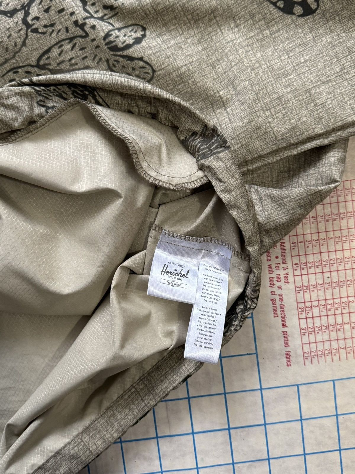 Herschel Supply Co. Herschel Supply Co Desert Prey Voyager Coaches Jacket Large Size US L / EU 52-54 / 3 - 10 Thumbnail