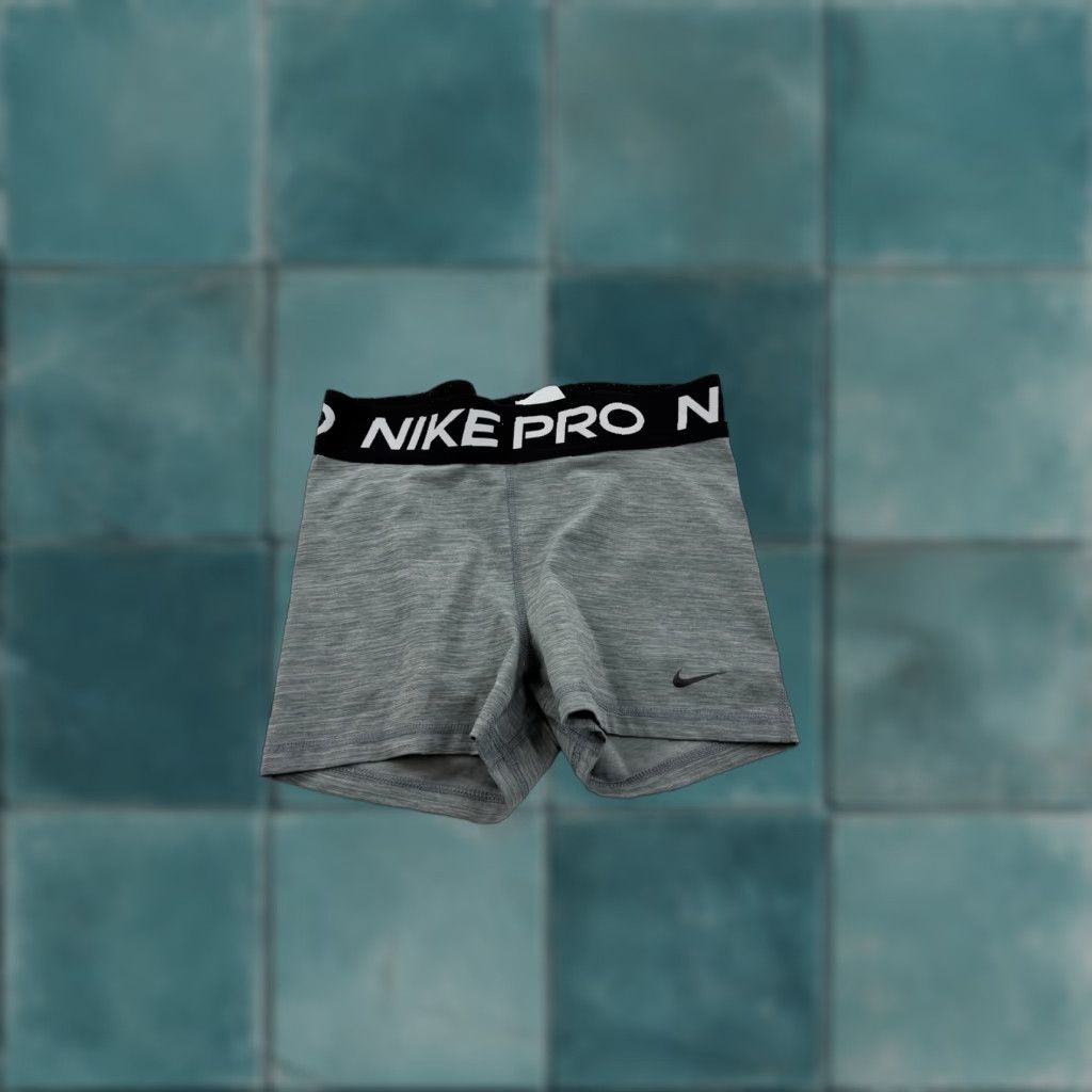 Nike Nike Pro Shorts Womens Medium Gray Dri-FIT Compression Training Activewear Size 32" / US 10 / IT 46 - 1 Thumbnail