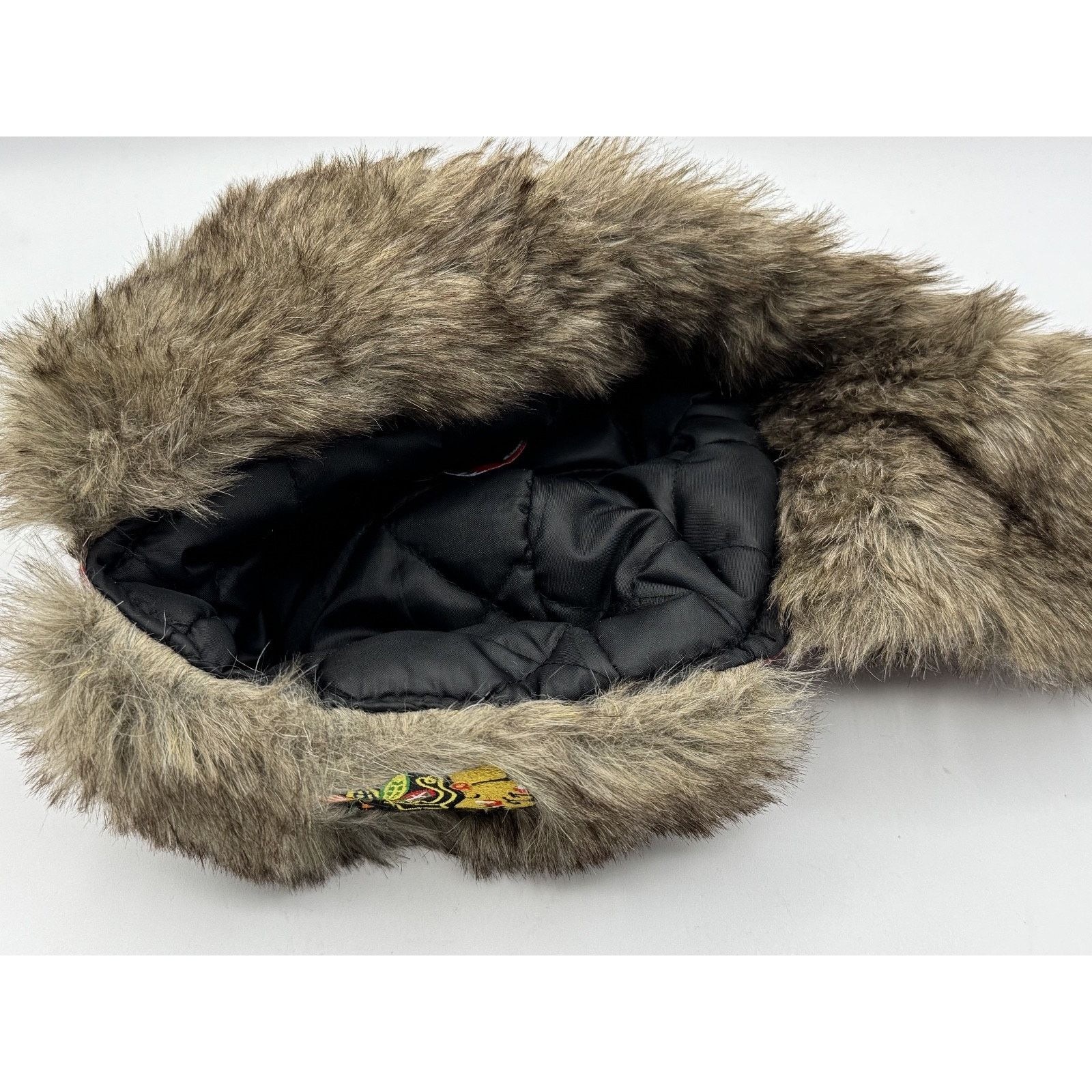Other Chicago Blackhawks Bud light Game Giveaway Trapper Hat, Red Size ONE SIZE - 6 Thumbnail