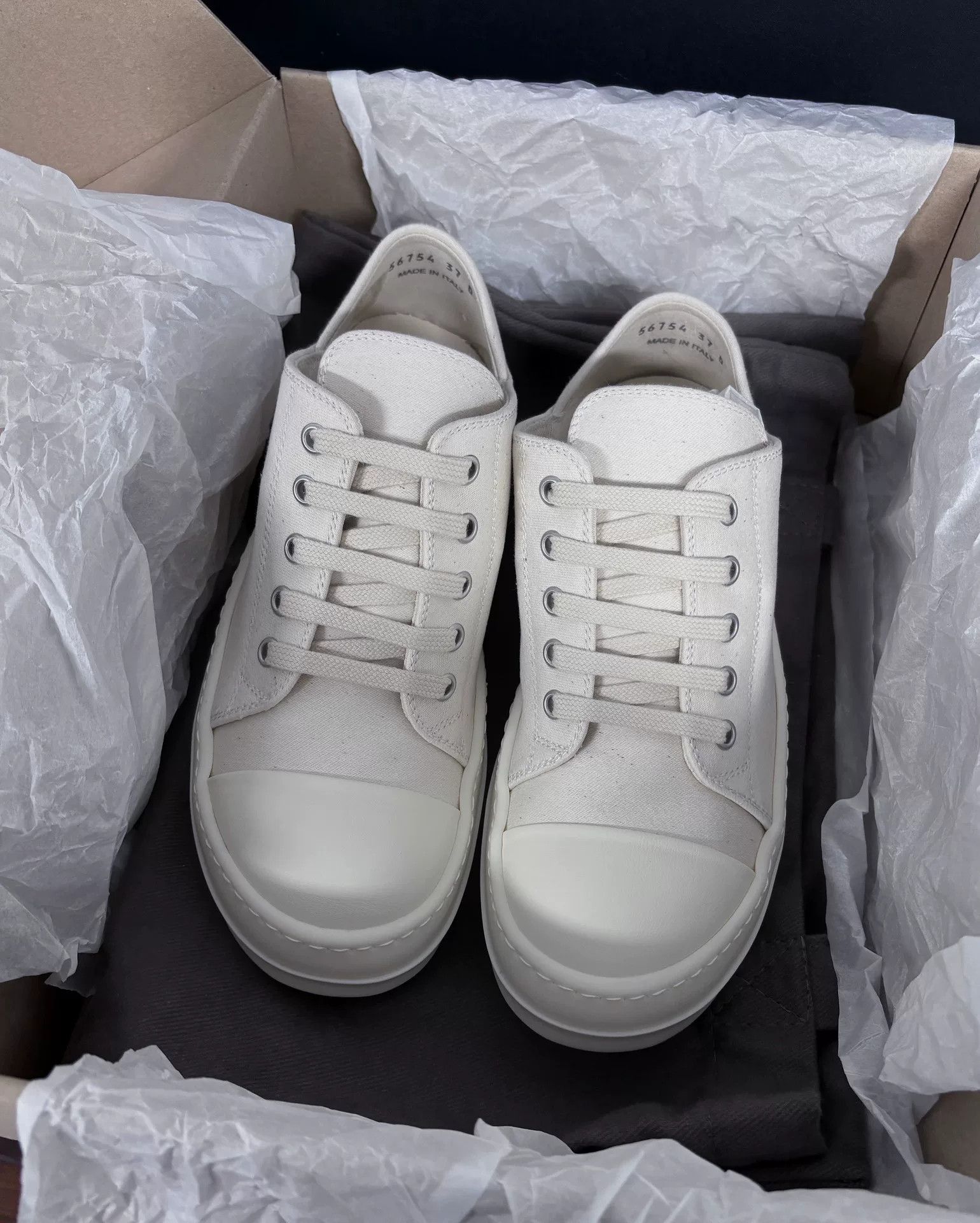 Rick Owens Rick Owens White Lowtop Sneakers us_6-5 Women Size US 6.5 / IT 36.5 - 1 Thumbnail