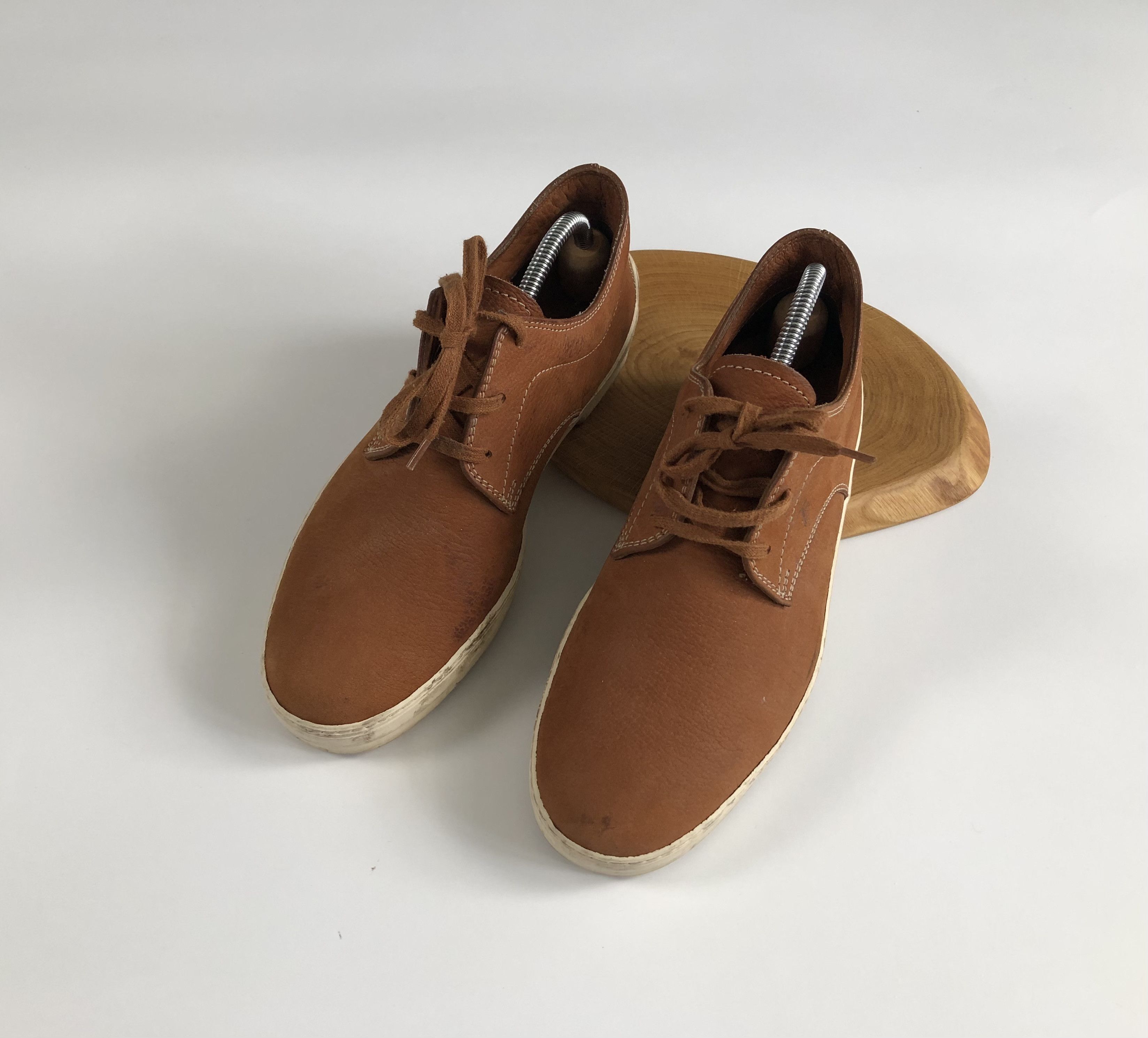 Tod's Tod’s Gommino Suede Sneakers Size US 7.5 / EU 40-41 - 3 Thumbnail
