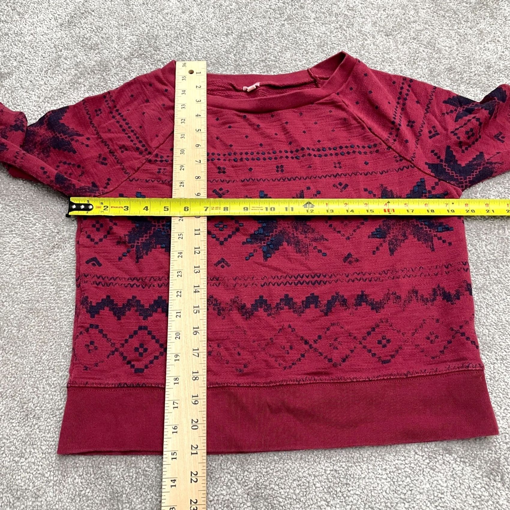 J.Crew J.CREW Pullover Sweatshirt Womens S Geometric Red Holiday Christmas 90s Womens Size S / US 4 / IT 40 - 4 Thumbnail