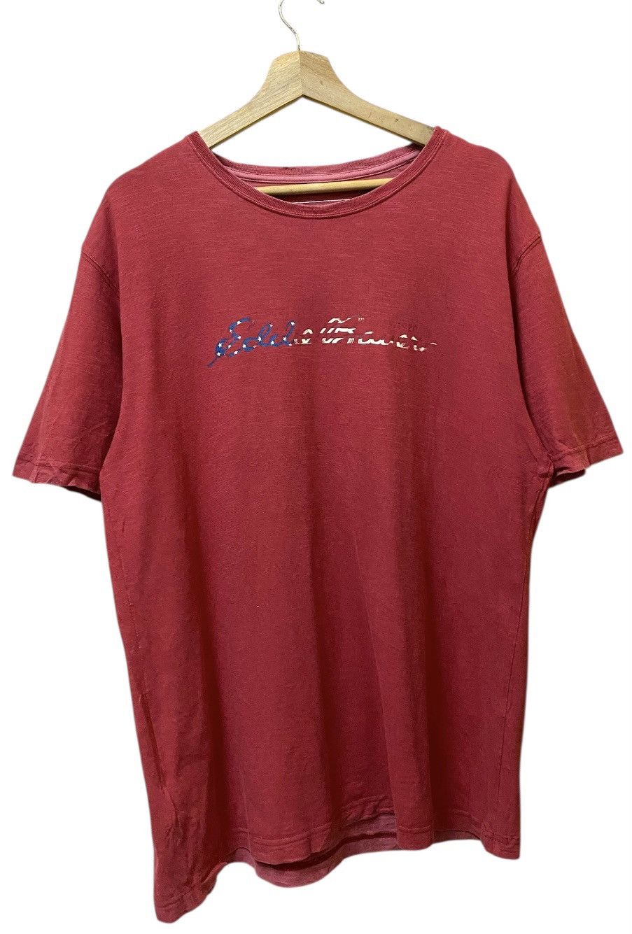 Eddie Bauer Eddie Bauer Tshirt Short Sleeve Small Logo Size US L / EU 52-54 / 3 - 1 Thumbnail
