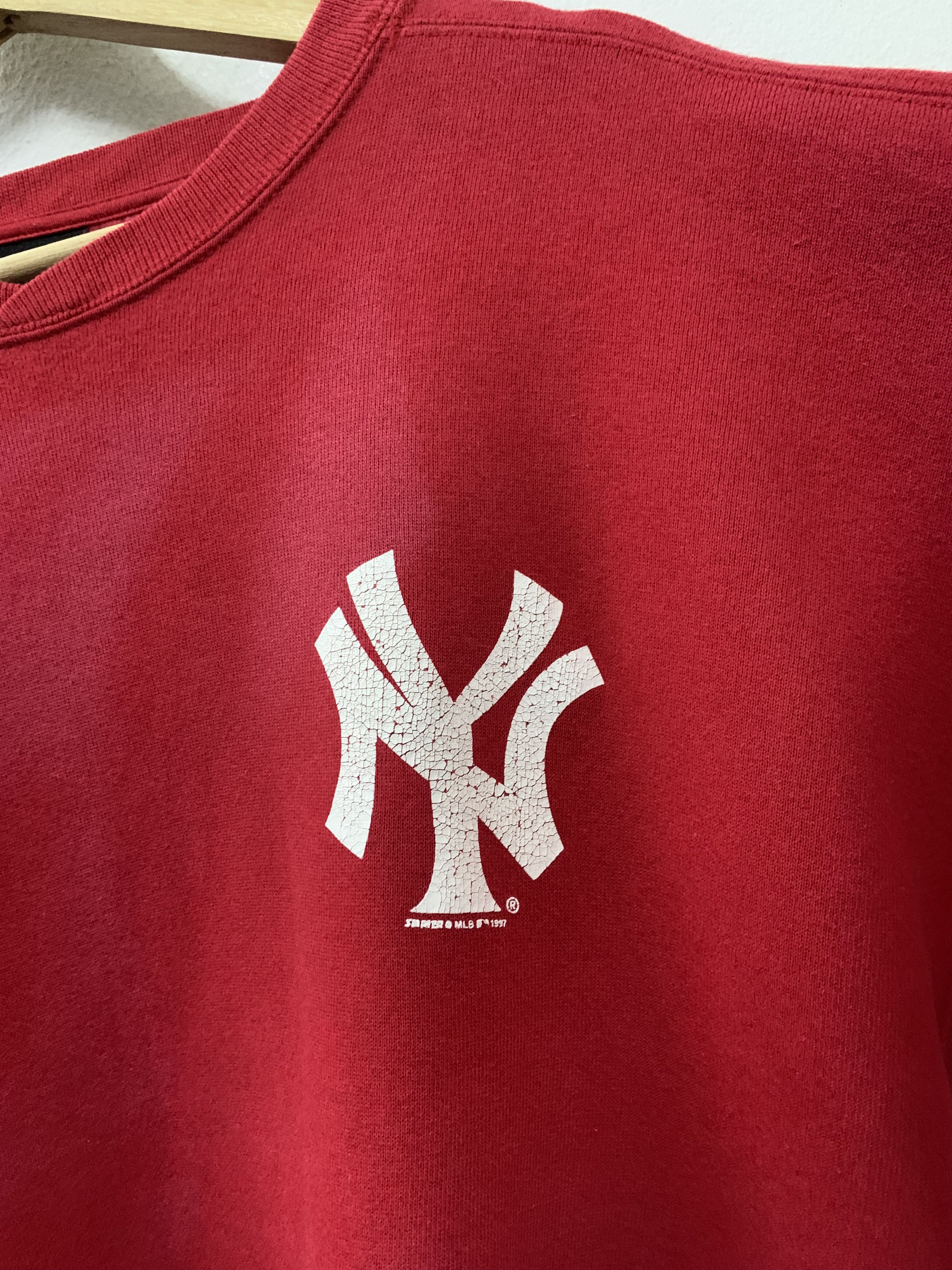 Vintage Vintage 97 Starter NY Faded Sweatshirt Size US L / EU 52-54 / 3 - 9 Thumbnail