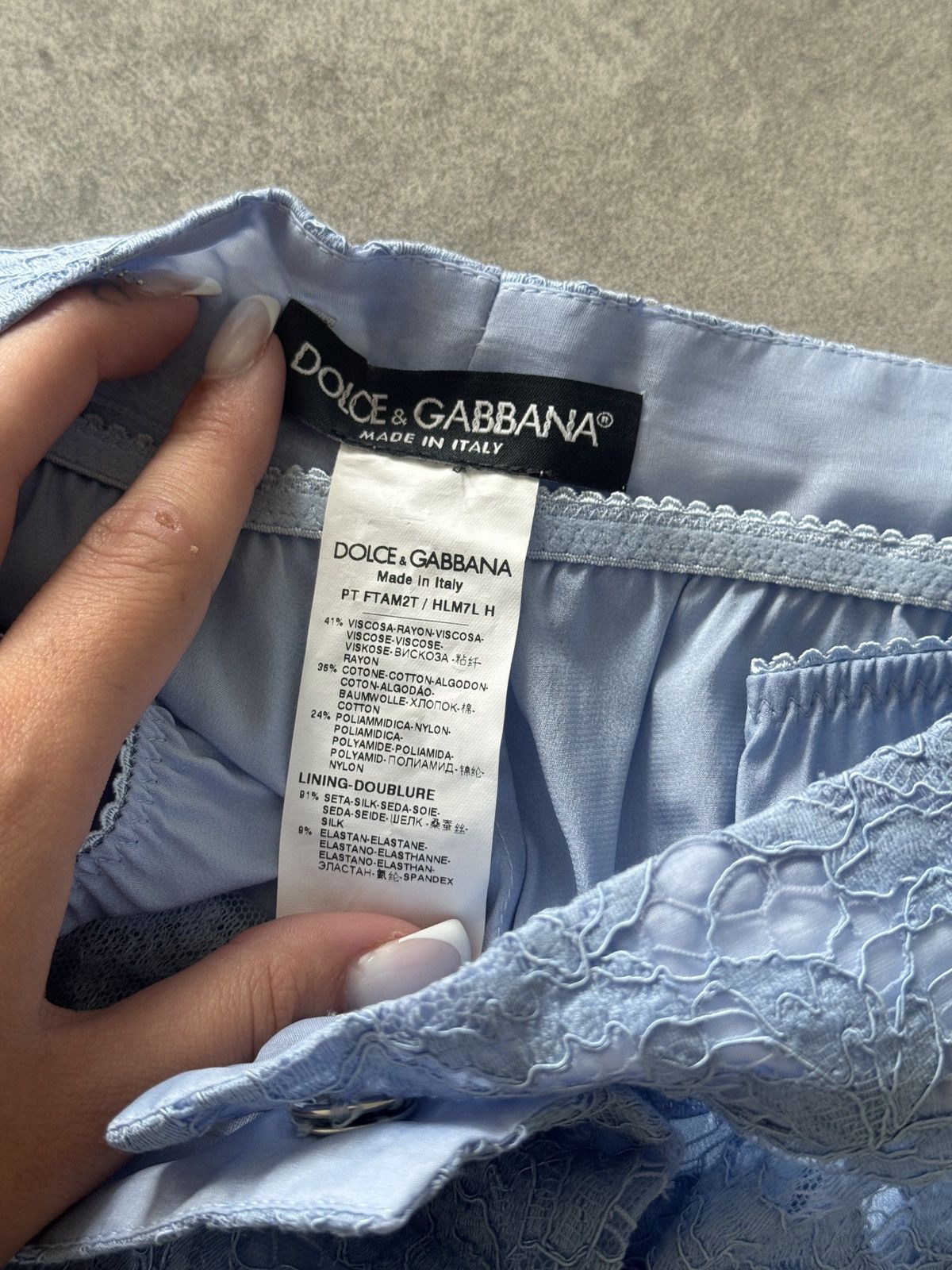 Dolce & Gabbana DOLCE & GABBANA LACE PANTS Size 25" / US 0 / IT 36 - 6 Thumbnail