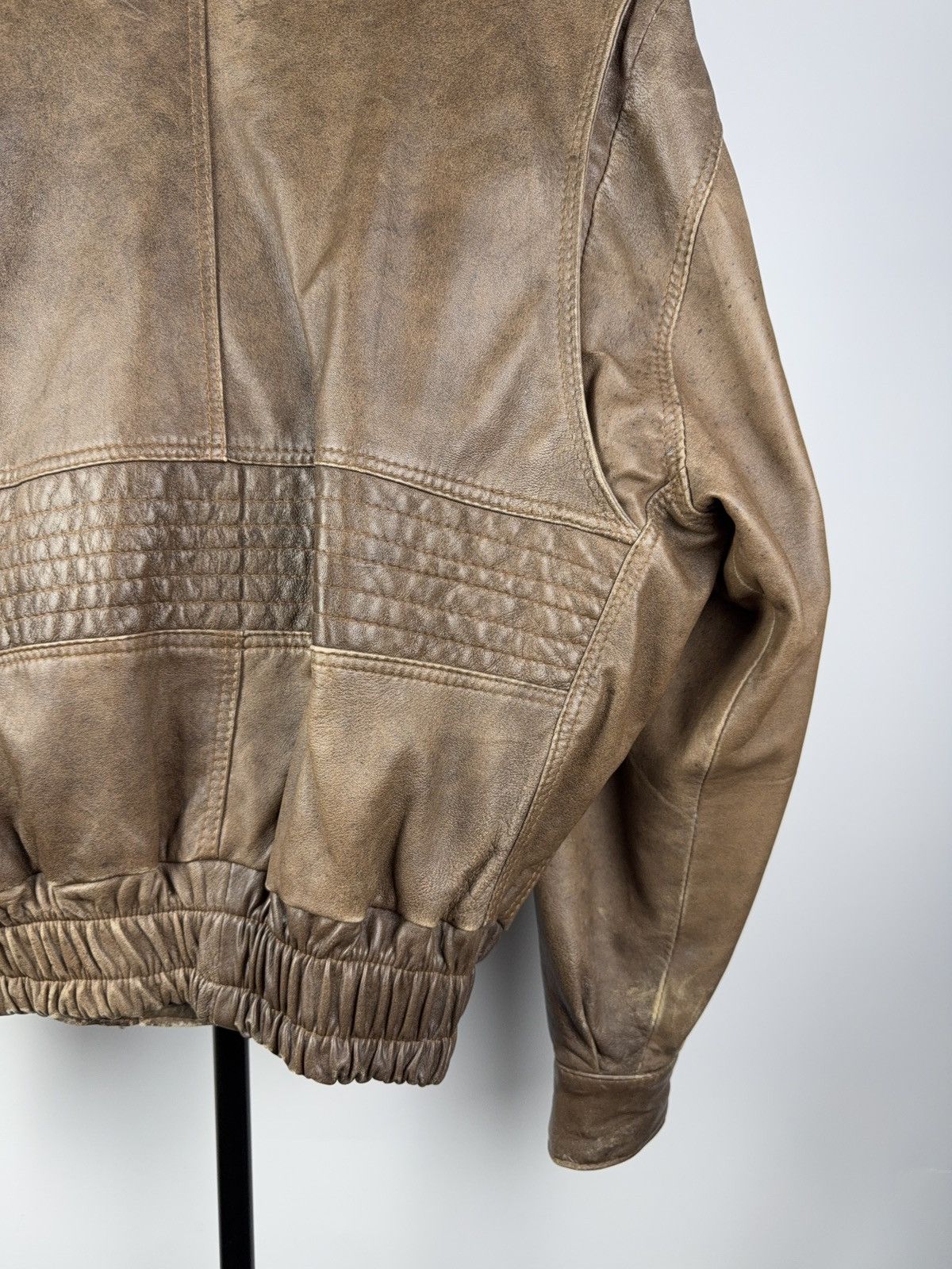 Vintage Vintage 90s Leather Biker Faded Jacket Style Maison Margiela Size US L / EU 52-54 / 3 - 10 Thumbnail