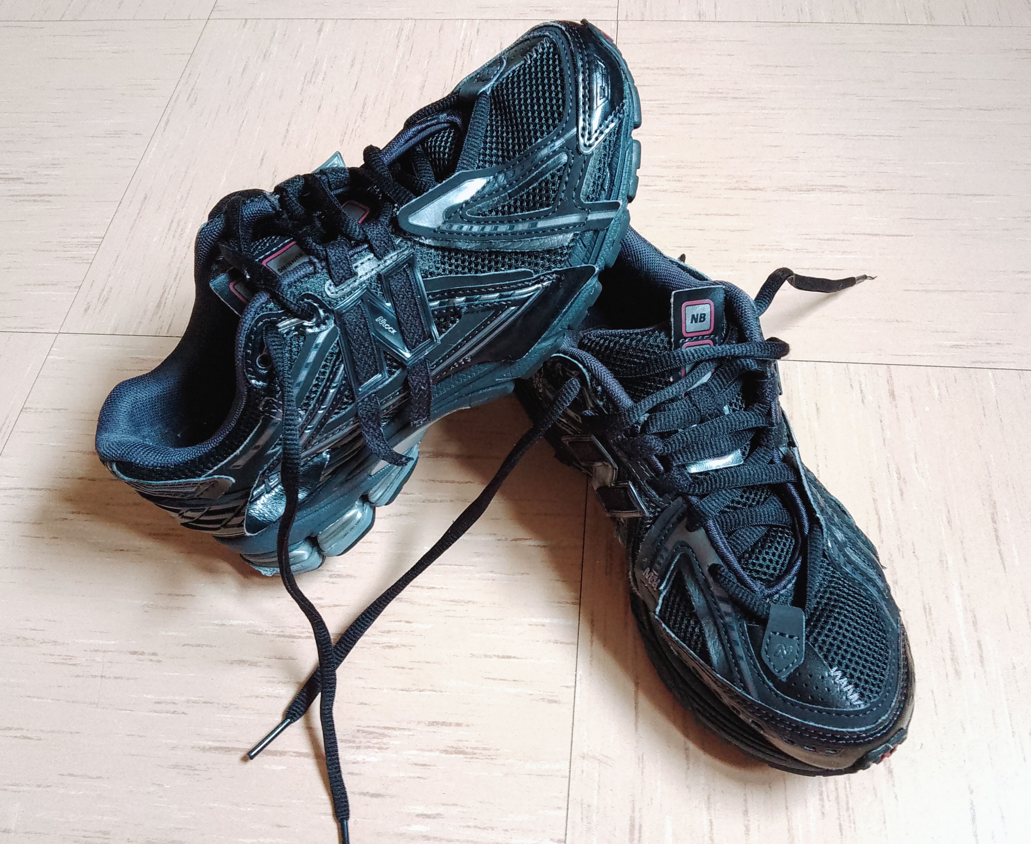New Balance New Balance 1906A Black Size US 6 / EU 39 - 11 Thumbnail