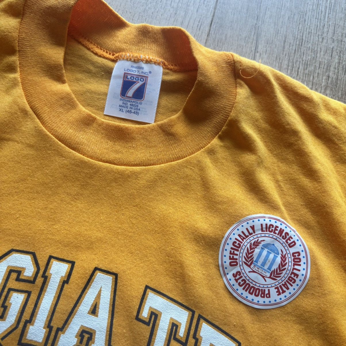 NCAA × Vintage Single Stitch NWT Georgia Tech Yellow Jackets Tshirt Size US XL / EU 56 / 4 - 2 Thumbnail