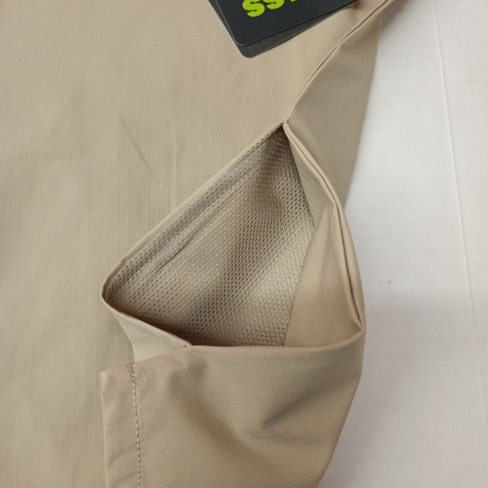 G.H. Bass & Co. Bass and Co. Techstop Snap Shacket Men's Size L Large Beige Size US L / EU 52-54 / 3 - 7 Thumbnail