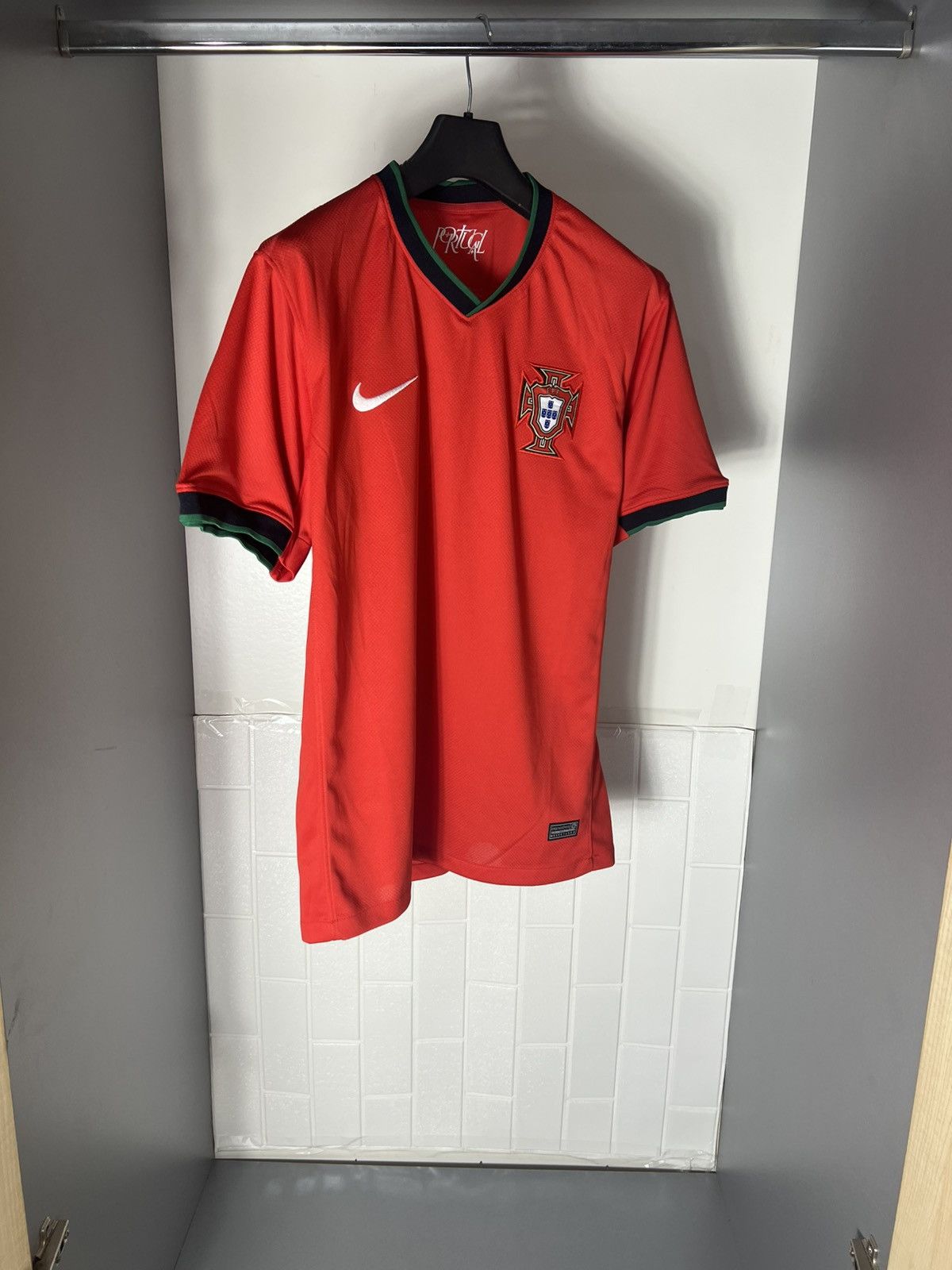 Nike × Vintage VERY RARE NIKE PORTUGAL SOCCER JERSEY BLOKECORE Y2K RETRO Size US L / EU 52-54 / 3 - 3 Thumbnail