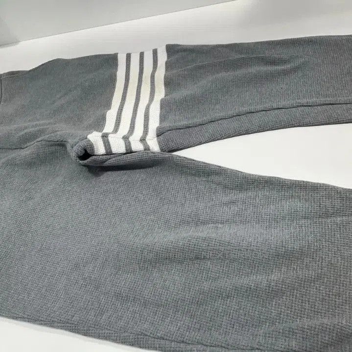 Thom Browne Thom Browne Classic Navy Sport Pants with Drawstring. Size US 30 / EU 46 - 3 Thumbnail