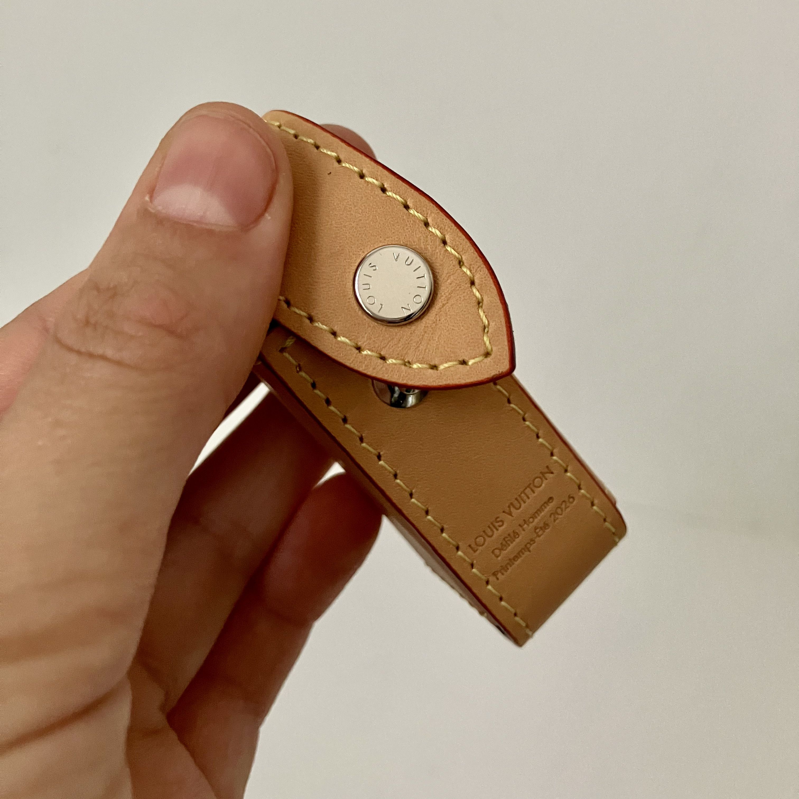 Louis Vuitton × Tyler The Creator Louis Vuitton Leather Dice Holder Keyring Size ONE SIZE - 7 Thumbnail