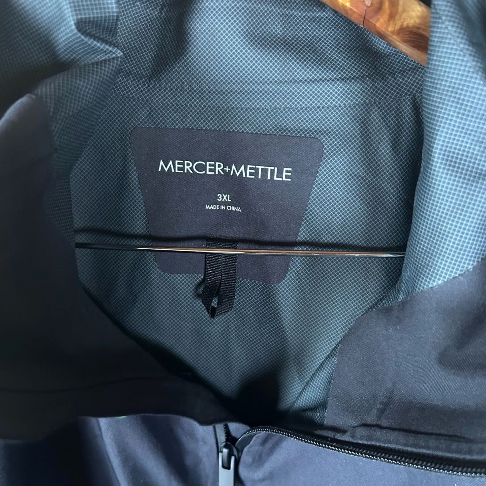 Rains Mercer+Mettle Mens 3XL Black Hooded Rain Jacket Zip MM700 Full Zip Water Resistant Logo Jacket Coat Casual, Travel, Workwear Mens Size US XXL / EU 58 / 5 - 2 Thumbnail