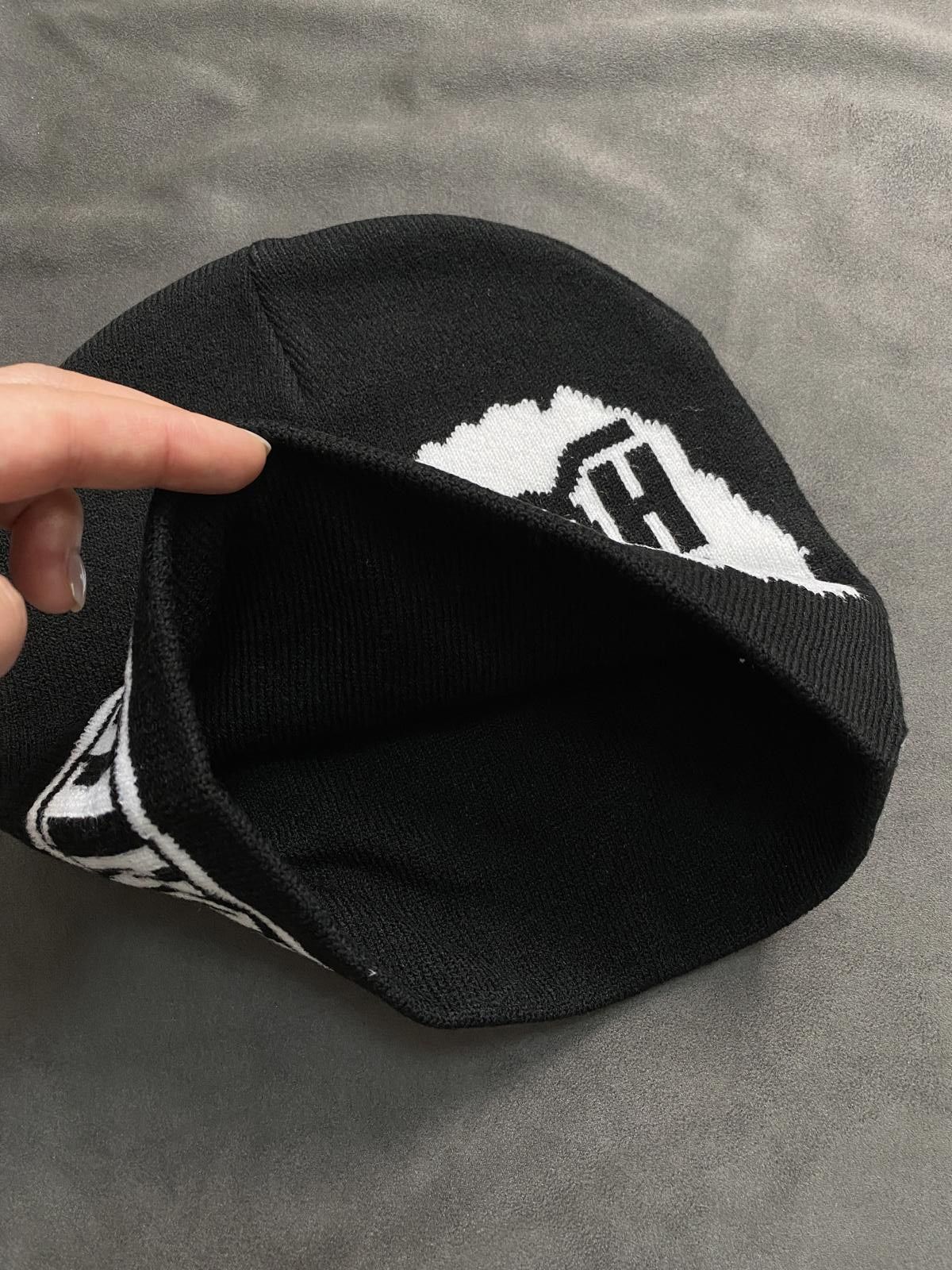 Stray Rats Rare Stray Rats Bounty Hunter Logo Black No Cuff Knit Beanie Size ONE SIZE - 6 Thumbnail