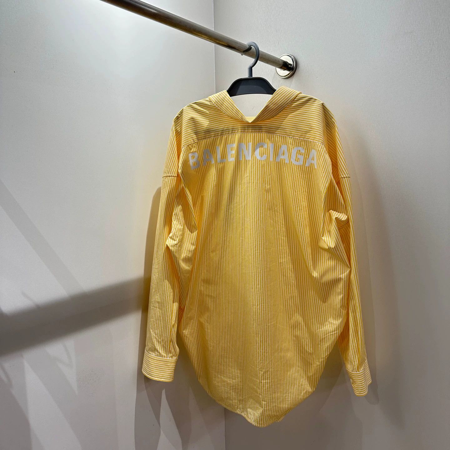 Balenciaga Balenciaga may549 striped logo letter shirt 36 cotton Size XS / US 0-2 / IT 36-38 - 1 Thumbnail