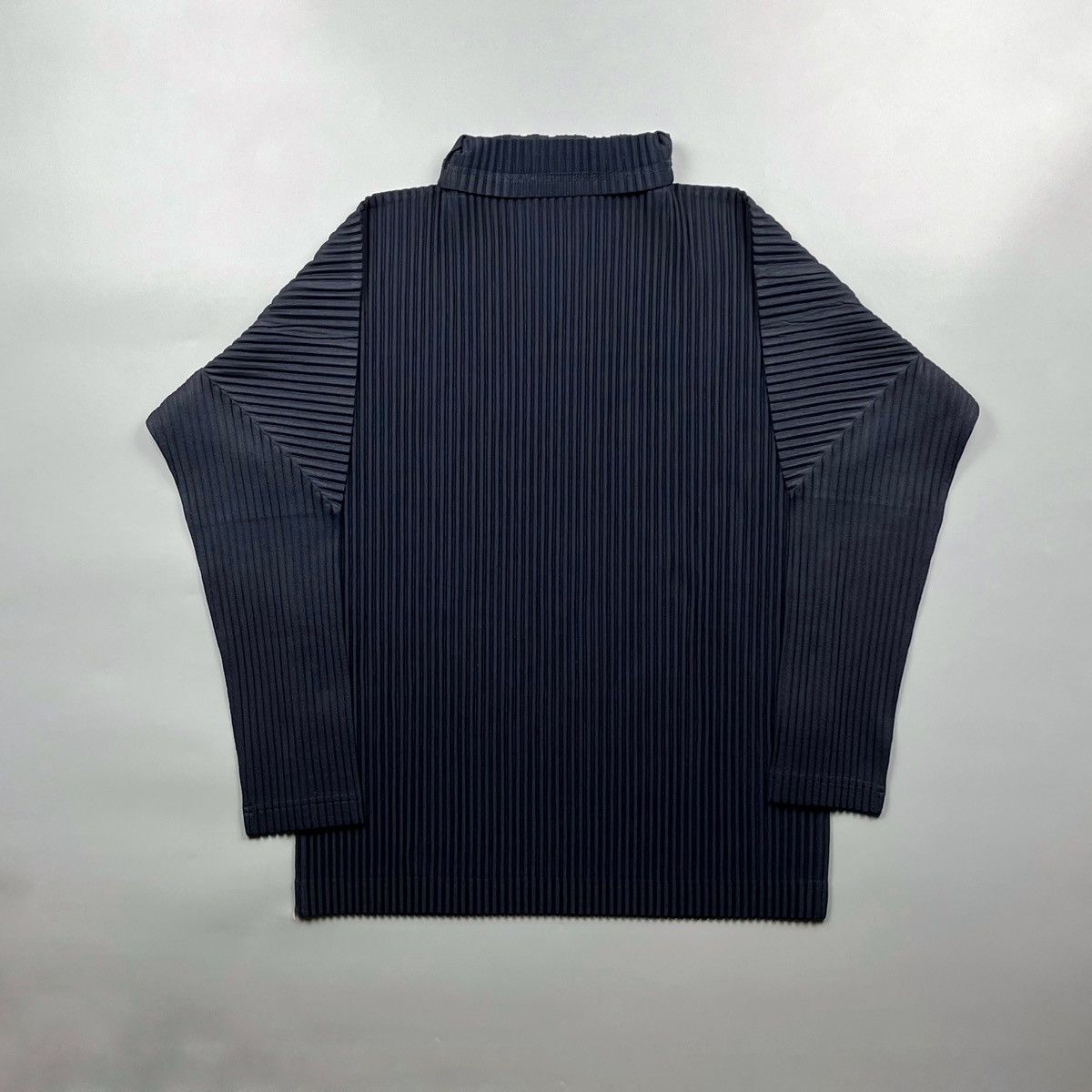 Homme Plisse Issey Miyake Homme Plisse - Turtle Neck - Long sleeve Size XS / US 0-2 / IT 36-38 - 1 Thumbnail