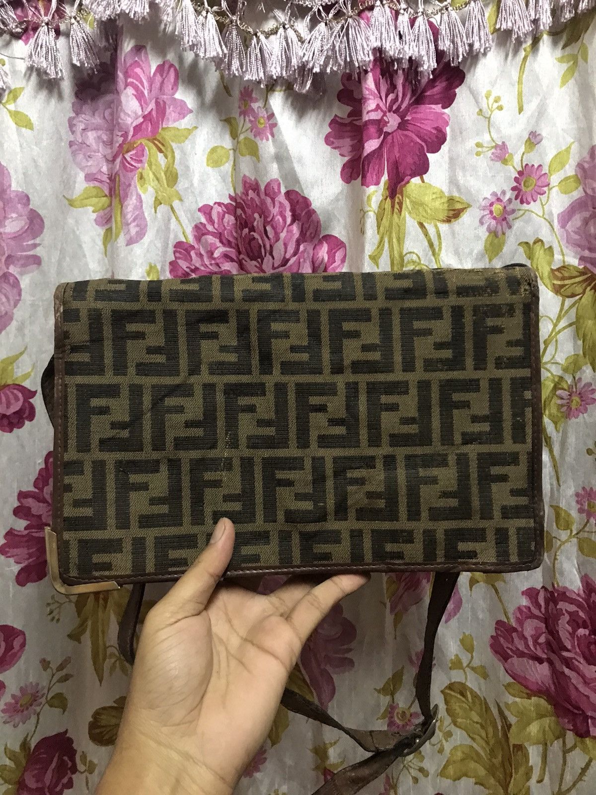 Fendi Authentic Fendi FF Shoulder Bag Size ONE SIZE - 3 Thumbnail