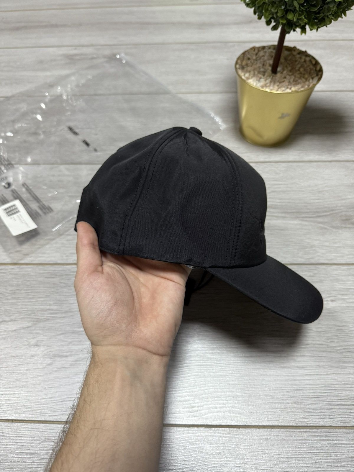 Heliot Emil Heliot Emil haploid cap new unusual RARE Size ONE SIZE - 5 Thumbnail