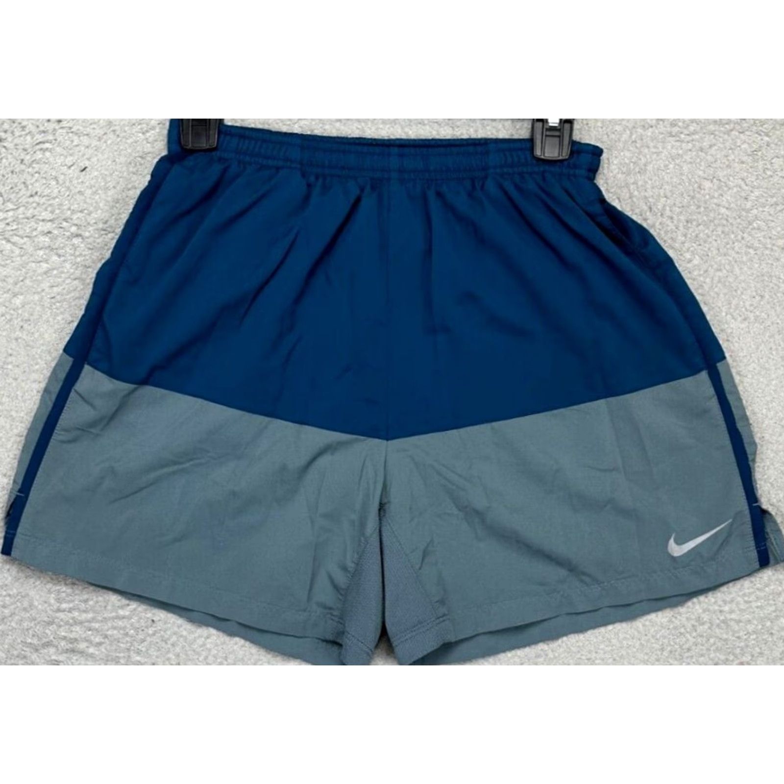 Nike Nike Shorts Womens Medium Dri-Fit Colorblock Lined Running Athletic blue gray Size 32" / US 10 / IT 46 - 2 Thumbnail