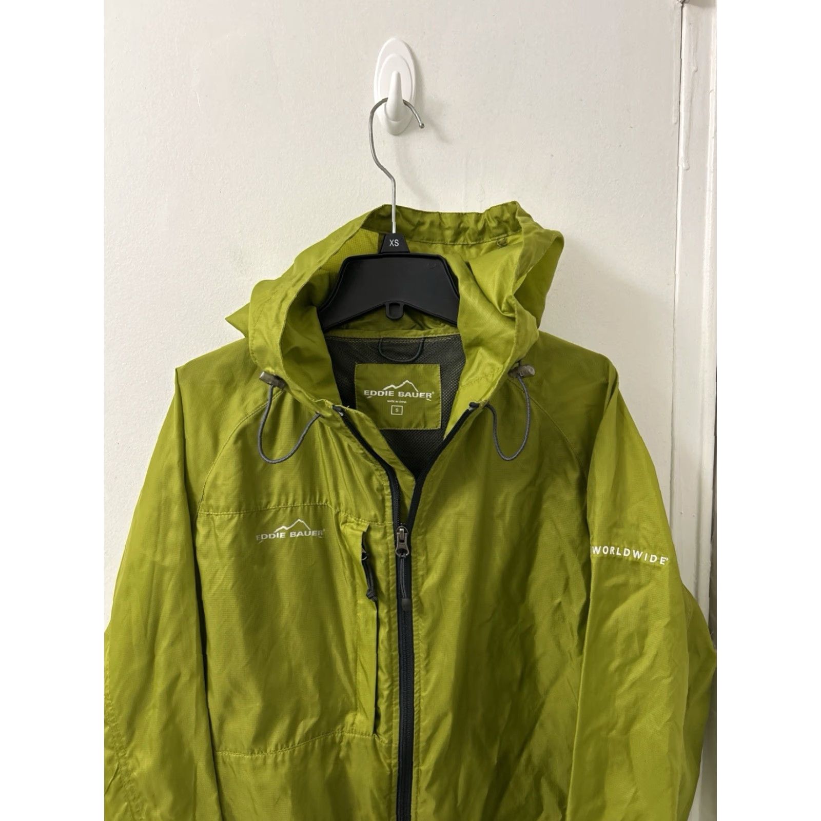 Eddie Bauer Eddie Bauer Jacket Mens Small Green Full Zip Lightweight Windbreaker YKK L/S Size US S / EU 44-46 / 1 - 2 Thumbnail