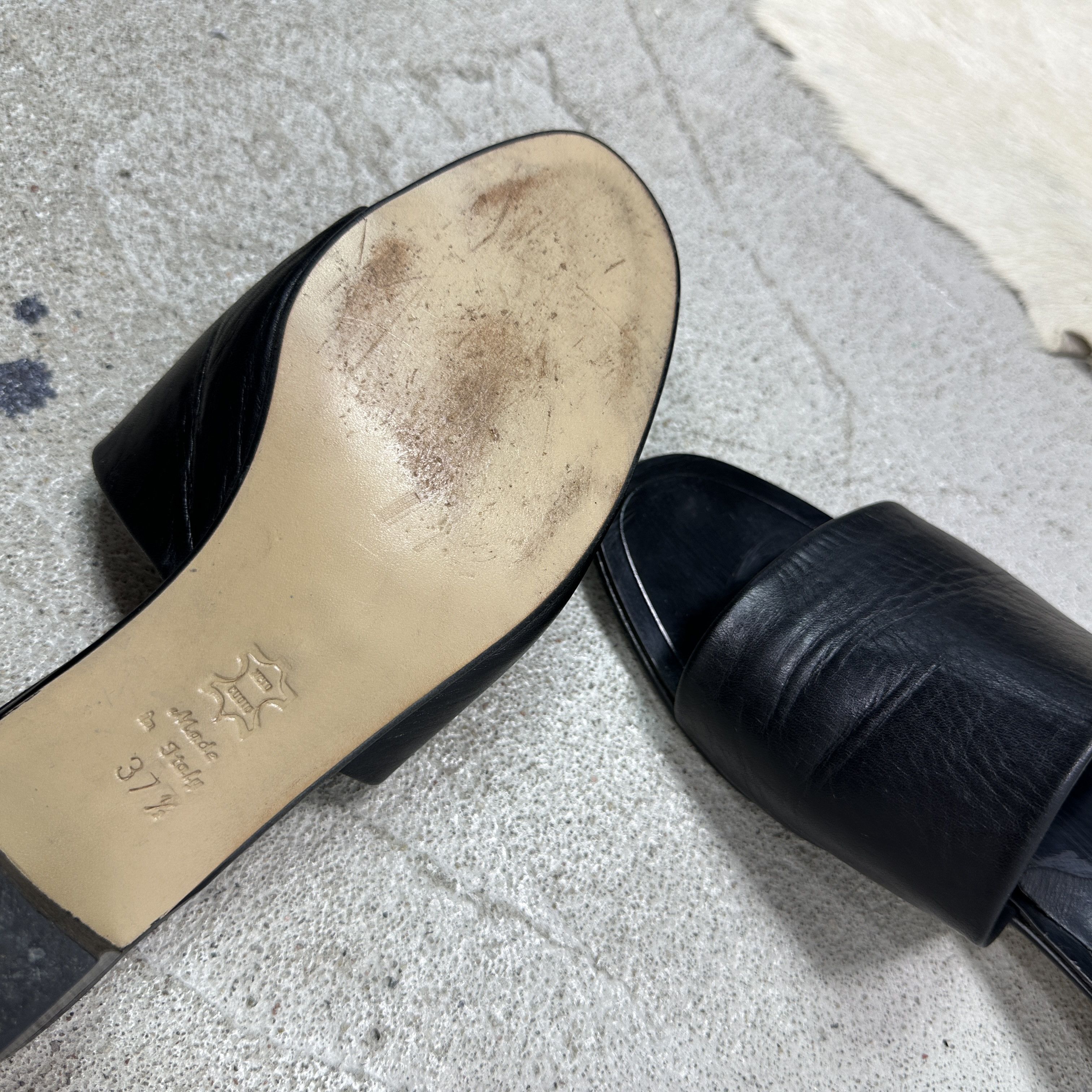 Vintage Vintage Avant Garde Leather Slides Heels Y2K Size US 7.5 / IT 37.5 - 9 Thumbnail