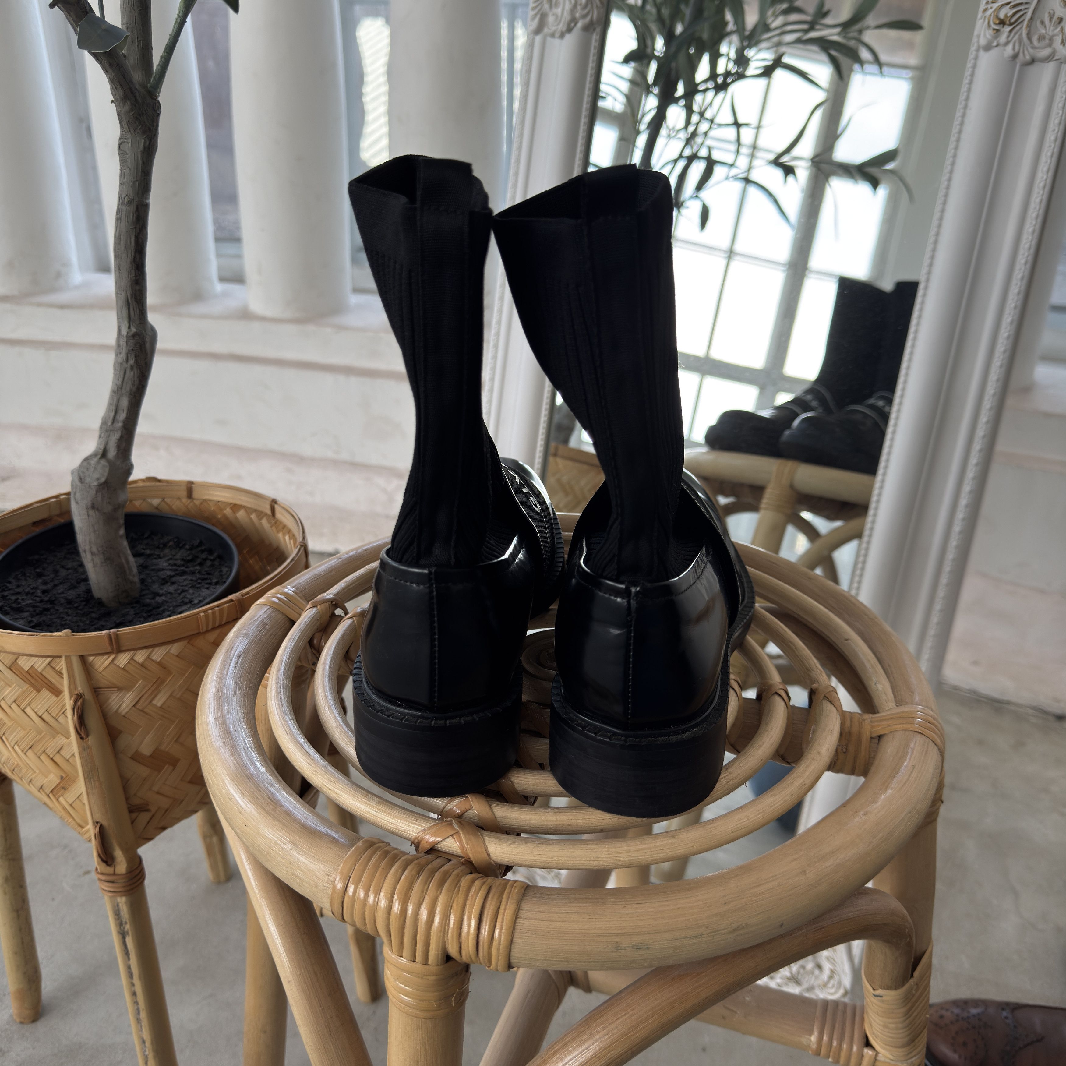 Givenchy Givenchy Paris George V Black Sock Knit Leather Boots EU 41 Size US 8 / EU 41 - 4 Thumbnail