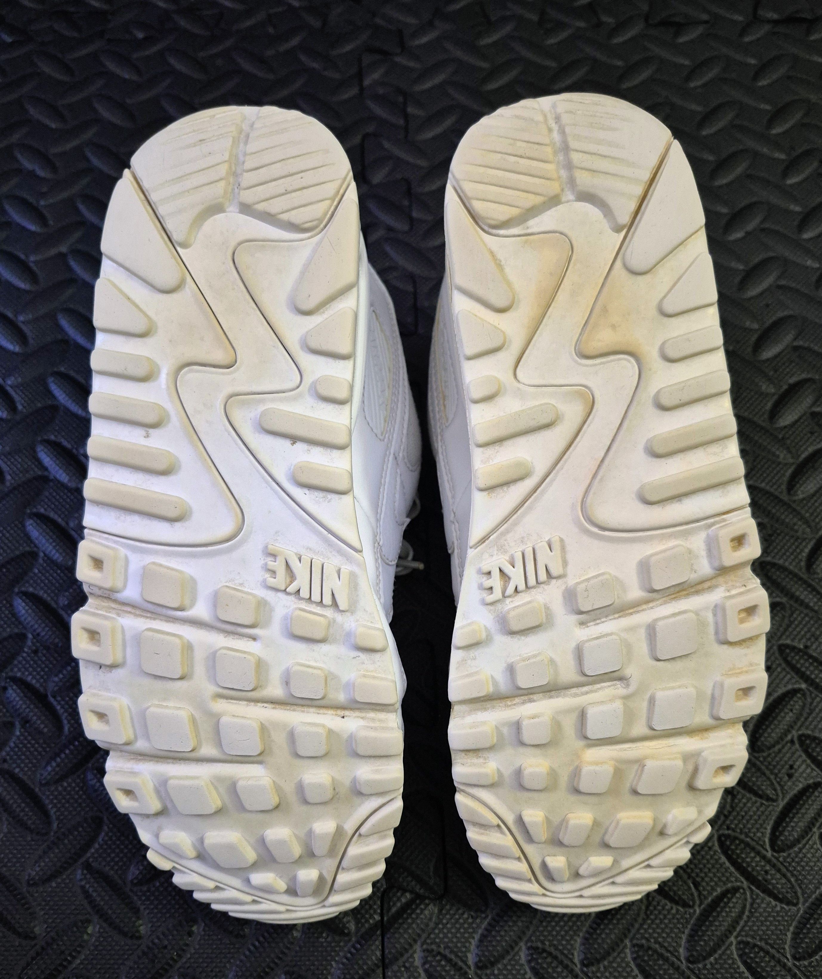 Nike Size 7.5 - Nike Air Max 90 Triple White (2022) (DH8010-100) Size US 7.5 / IT 37.5 - 6 Thumbnail