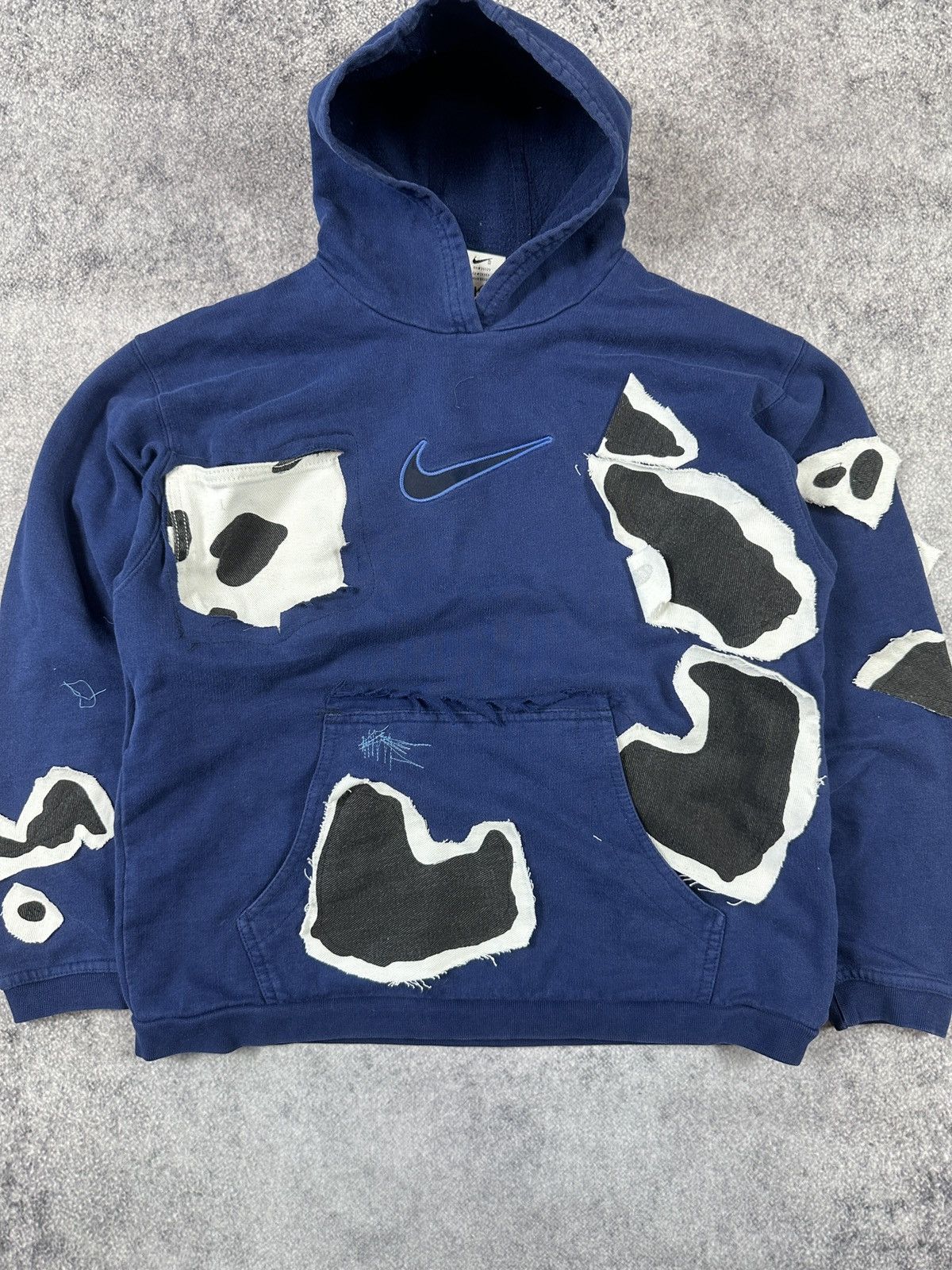 Nike Y2K Custom Cow Nike Centre Logo Hoodie Pocket Streetwear Size S / US 4 / IT 40 - 2 Thumbnail
