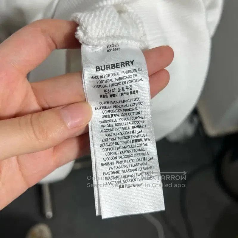 Burberry Burberry White Cotton Men's Hoodie with Unicorn Print. Size US M / EU 48-50 / 2 - 4 Thumbnail