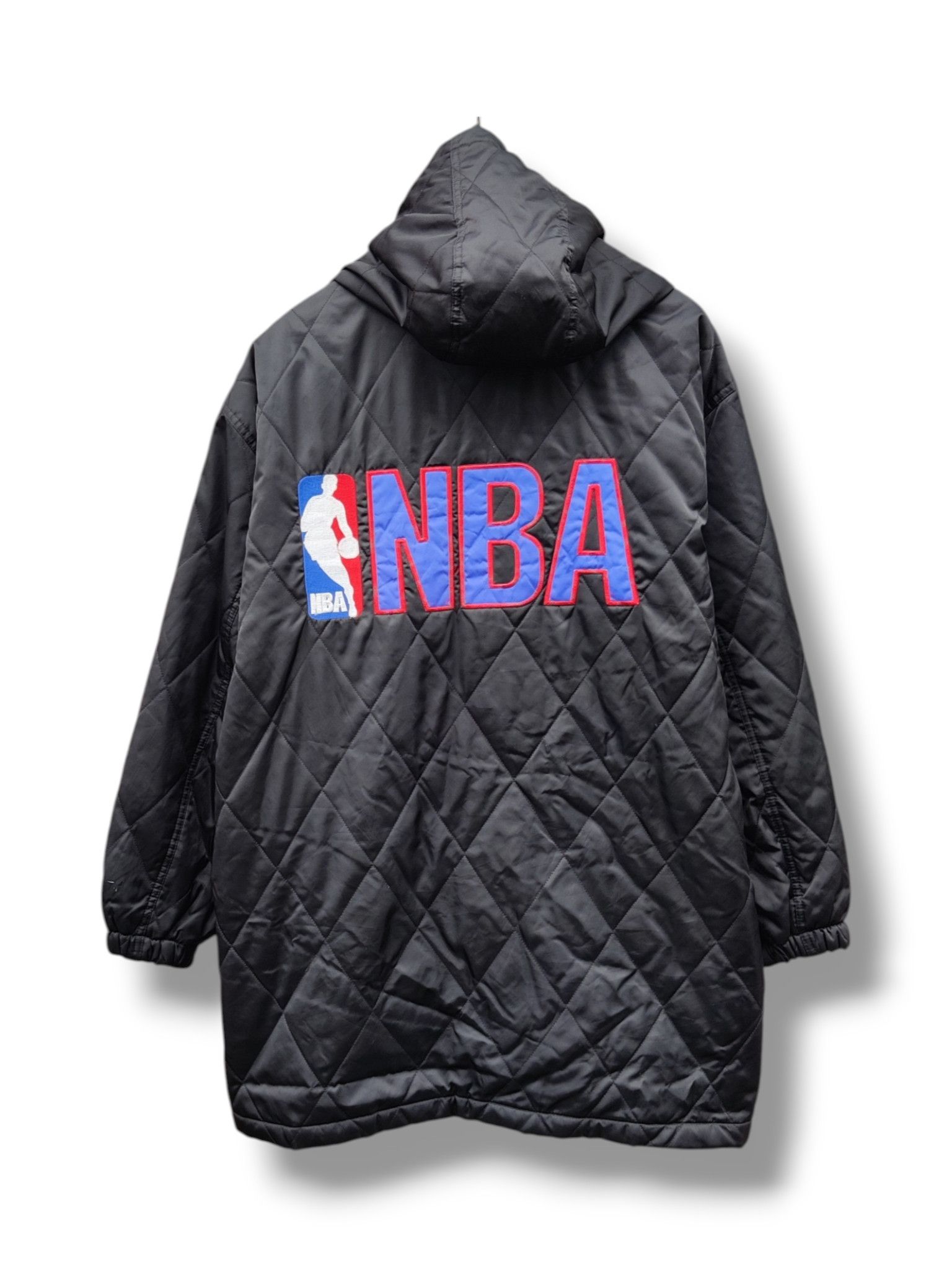 Japanese Brand Vintage Rare NBA Embroided Big Logo Winter Quilted Jacket Size US M / EU 48-50 / 2 - 1 Thumbnail