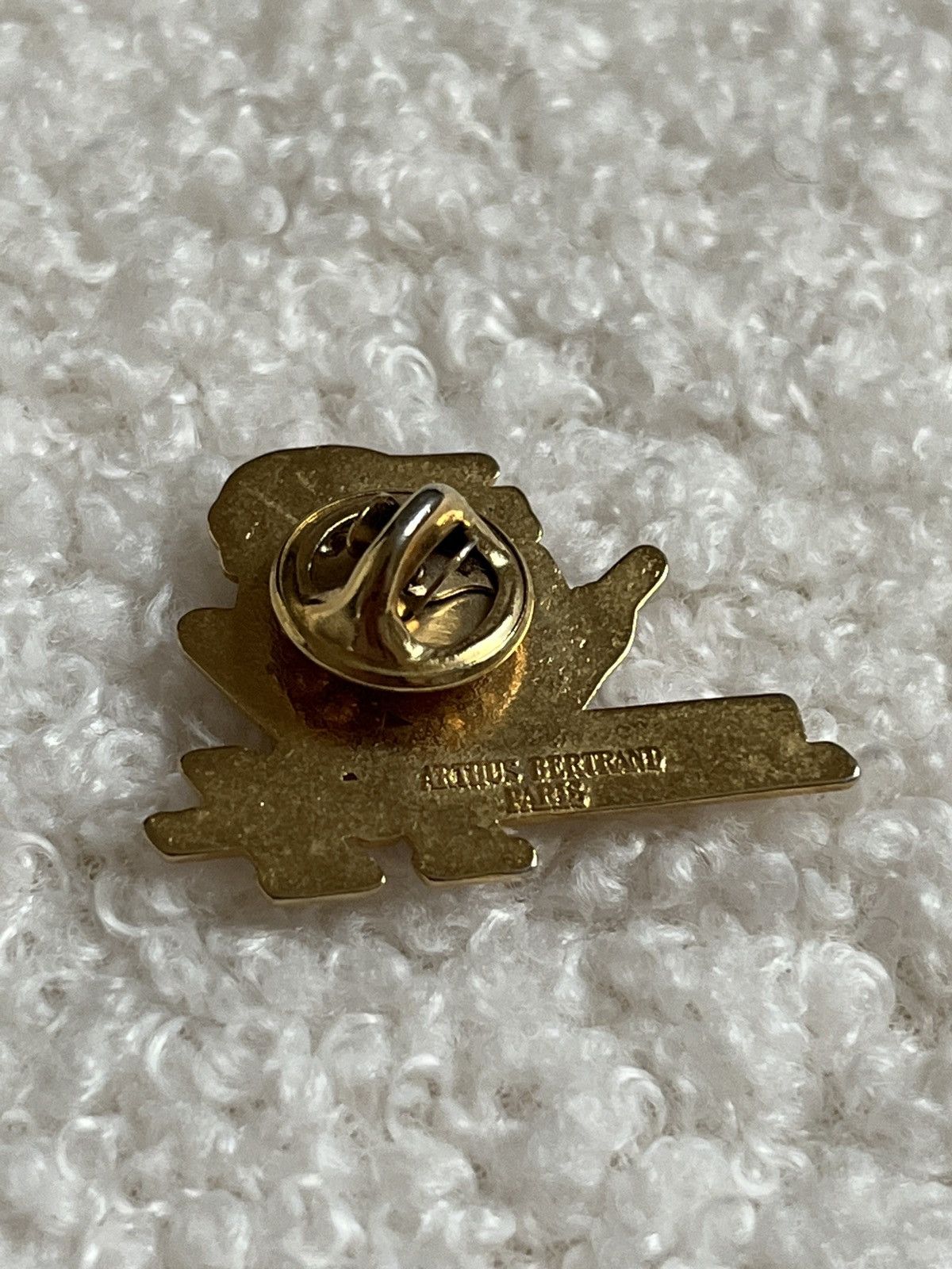 Formula 1 Renault F1 vintage pin Size ONE SIZE - 4 Thumbnail