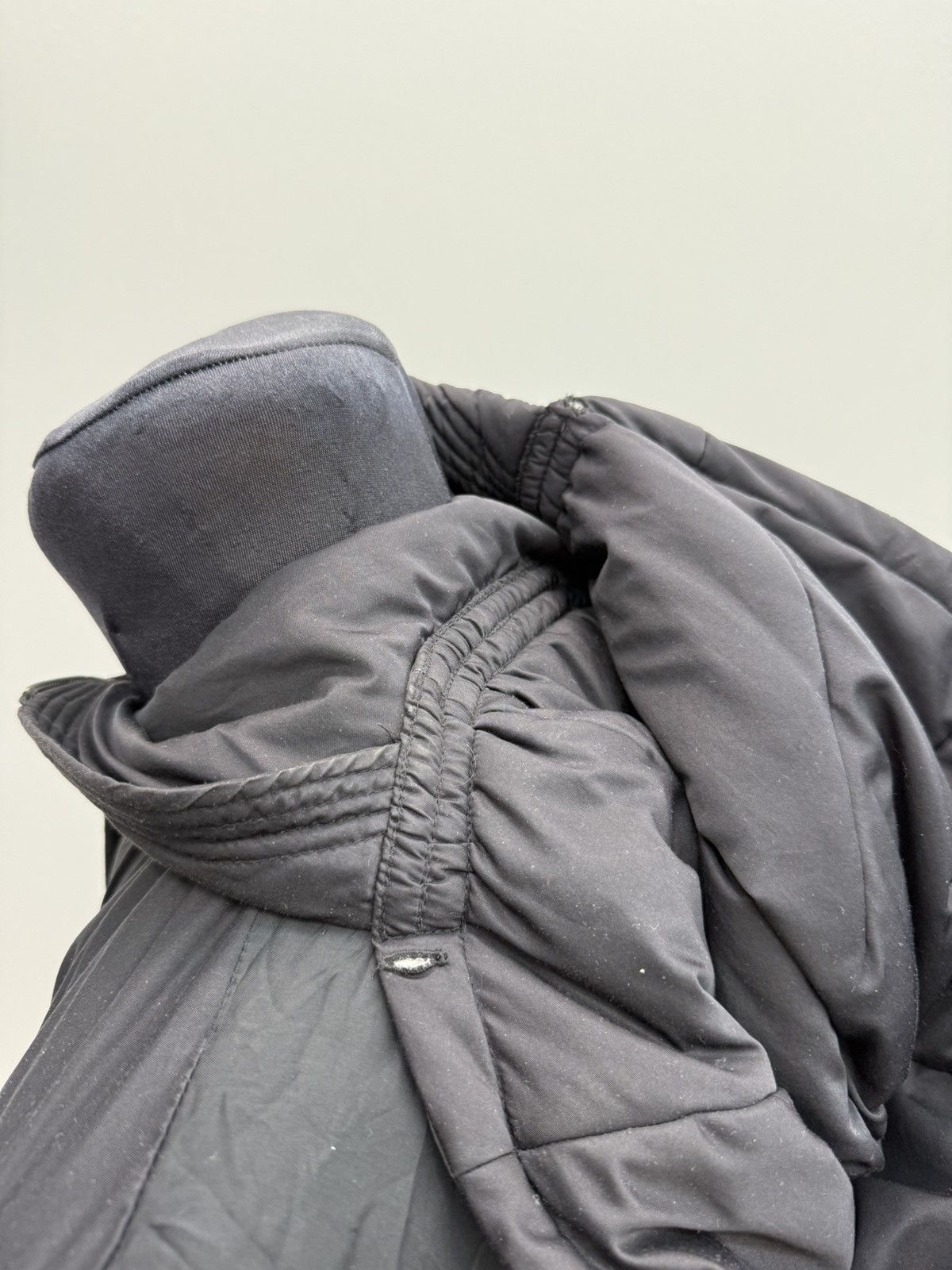 Issey Miyake Vintage Issey Miyake Long Coat Hooded Jacket Size US M / EU 48-50 / 2 - 14 Thumbnail