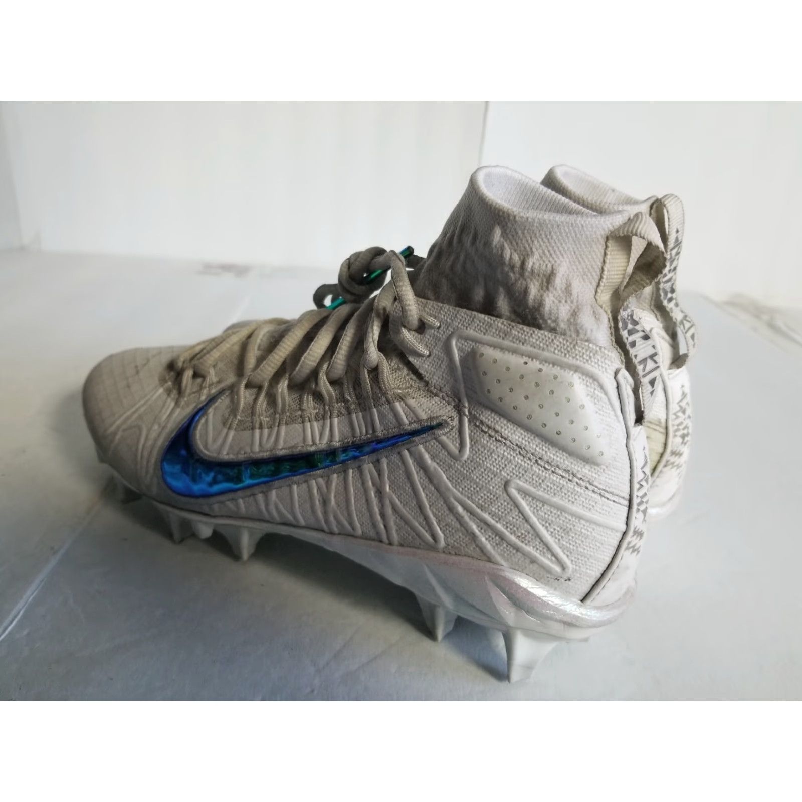 Nike Nike Alpha Huarache 7 Sneaker Men 8.5 White Mid Top Lacrosse Athletic Shoe Size US 9 / EU 42 - 4 Thumbnail