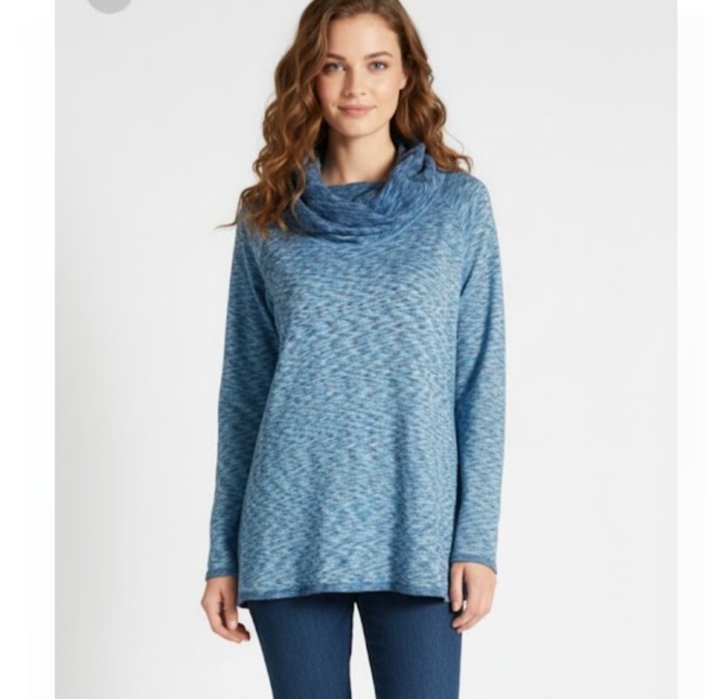 Athleta Athleta Womens Sweater Shirt Size Medium Size M / US 6-8 / IT 42-44 - 1 Thumbnail