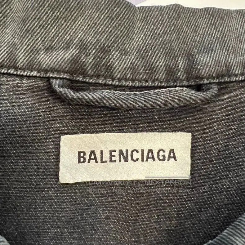 Balenciaga Balenciaga Rhinestone Logo Denim Jacket. Size US XS / EU 42 / 0 - 3 Thumbnail