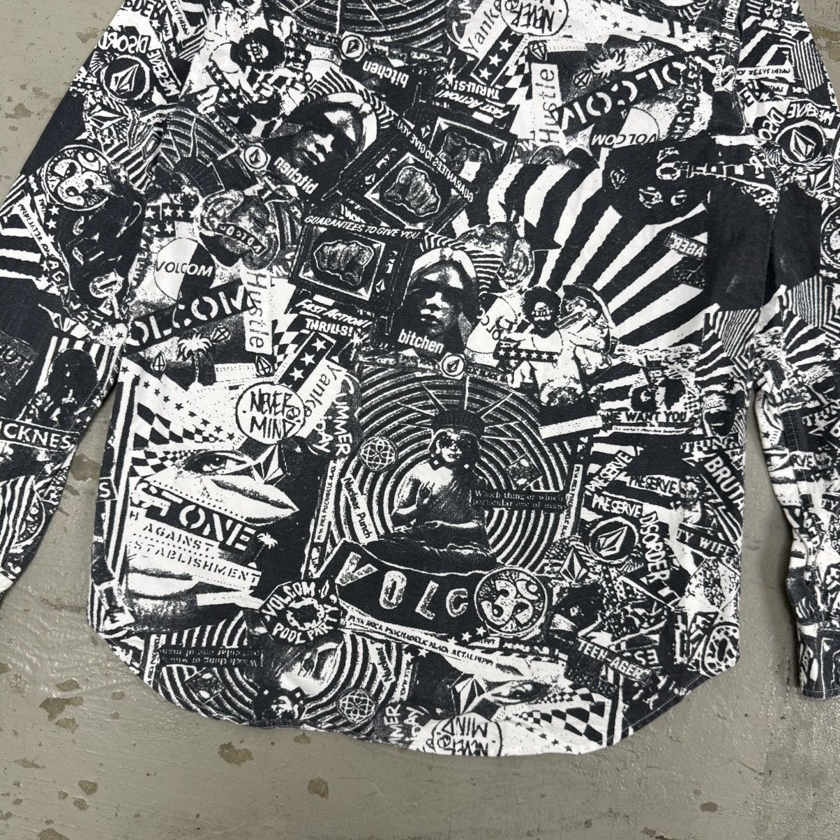 Volcom Volcom Skate Punk Anarchy All Over Print Button Ups Size US M / EU 48-50 / 2 - 11 Thumbnail
