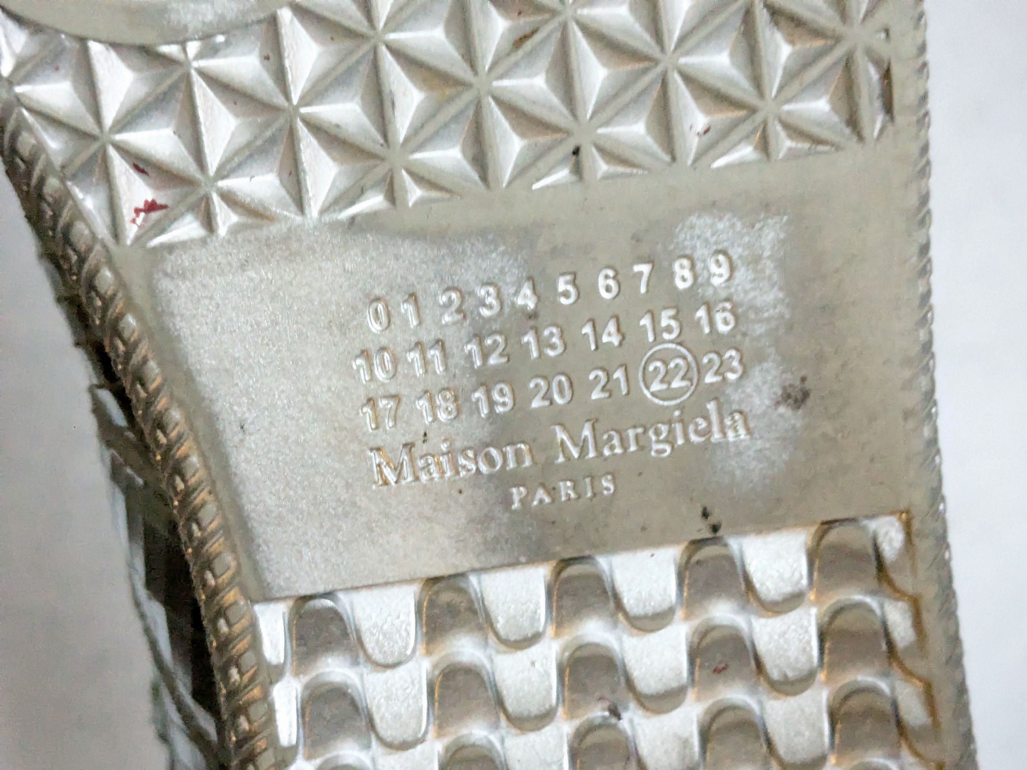 Maison Margiela Maison Margiela Replica GAT Silver 11 44 Low Tops Leather Size US 11 / EU 44 - 17 Thumbnail