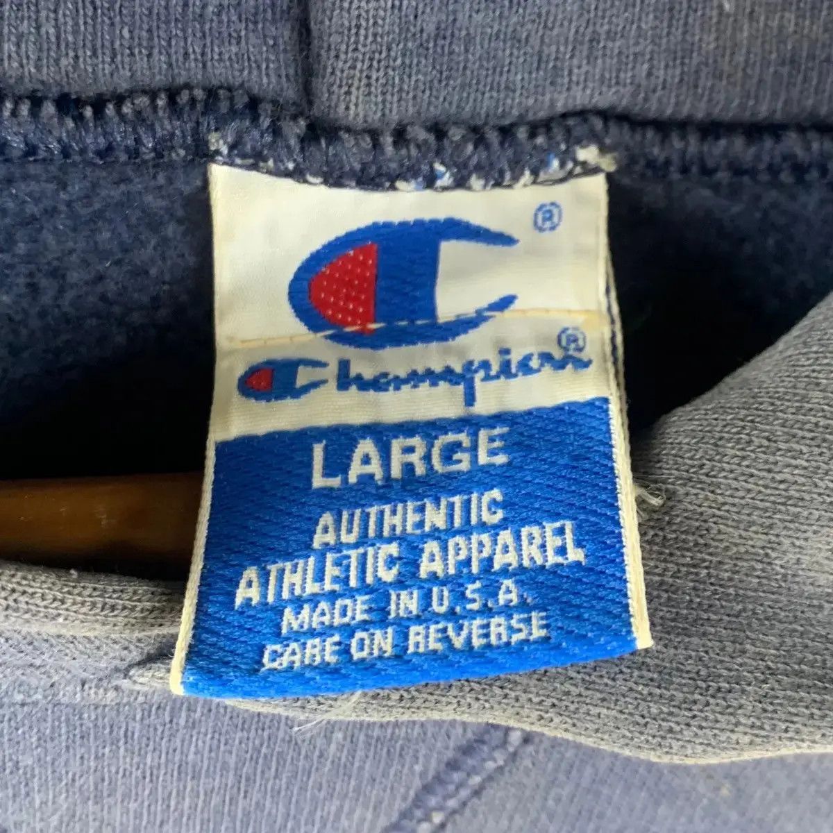 Champion Vintage 90’ CHAMPION Made In USA Natural Sun Faded Hoodie Size US L / EU 52-54 / 3 - 7 Thumbnail