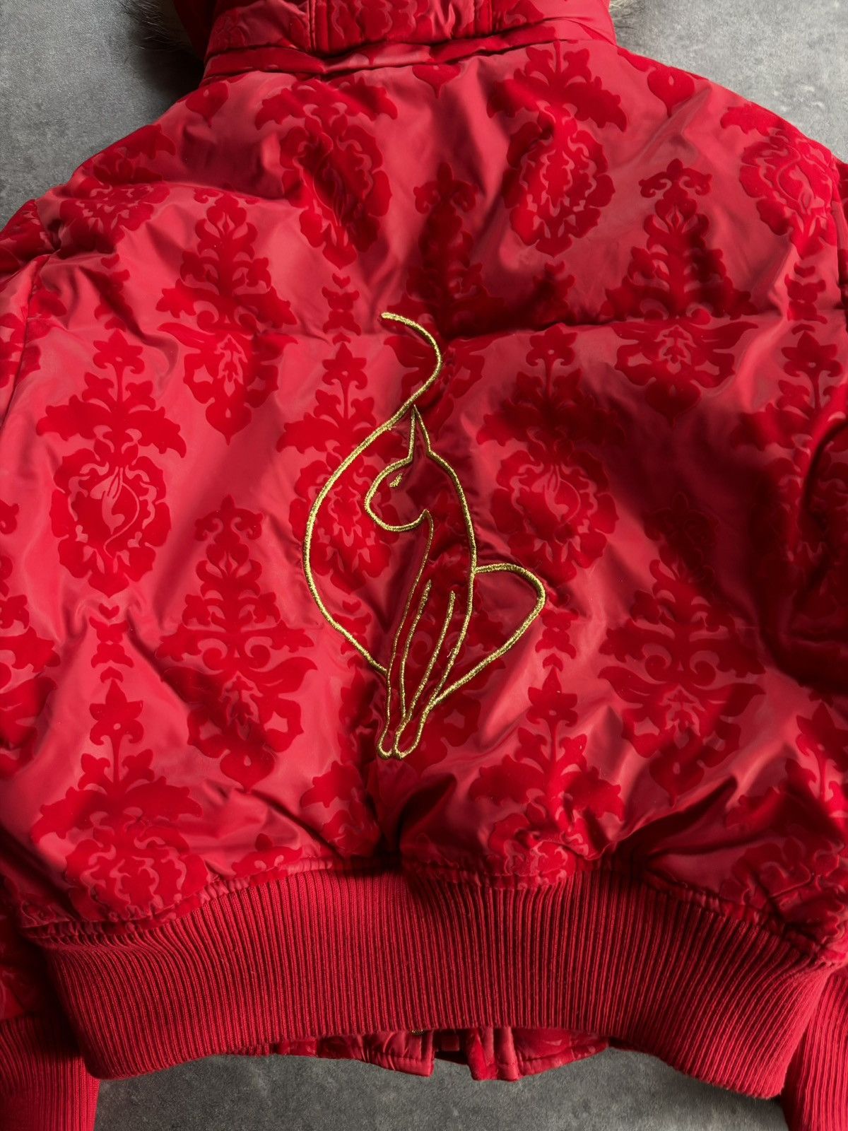 Japanese Brand 00s Baby Phat Faux Fur Hooded Big Logo Bomber Jacket XS XXS Size XS / US 0-2 / IT 36-38 - 14 Thumbnail